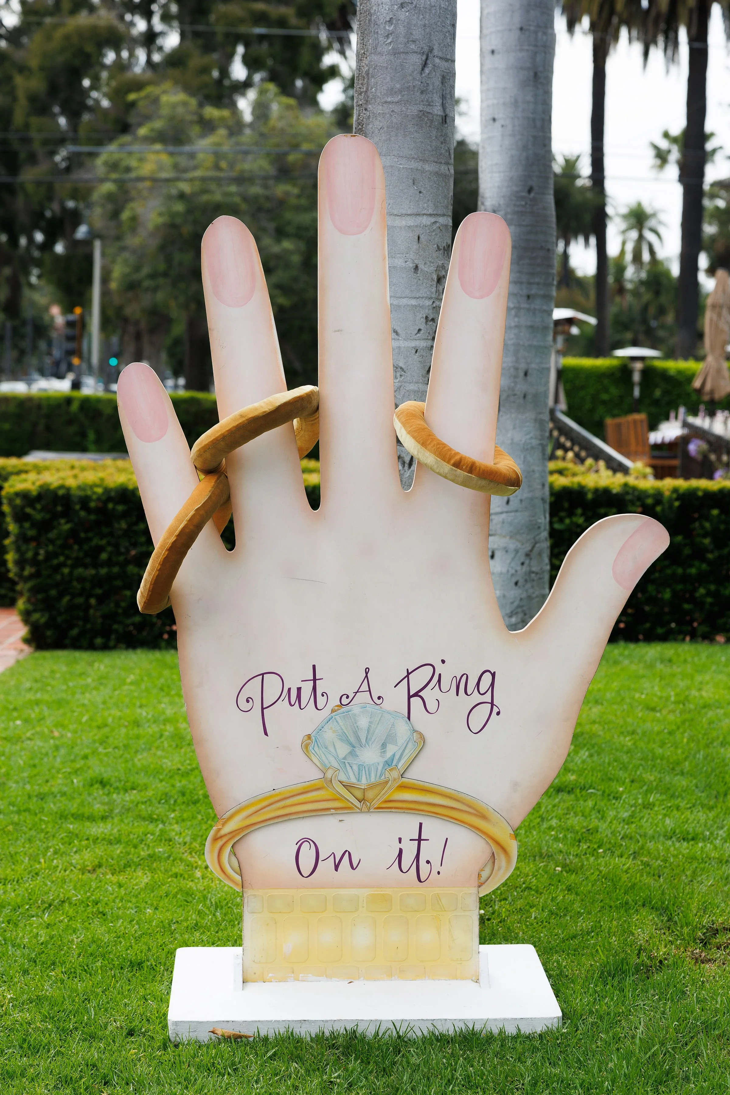 www.santabarbarawedding.com | Girl Squad Media | Riviera Mansion | Town and Country Event Rentals | Outdoor Garden Party Wedding 