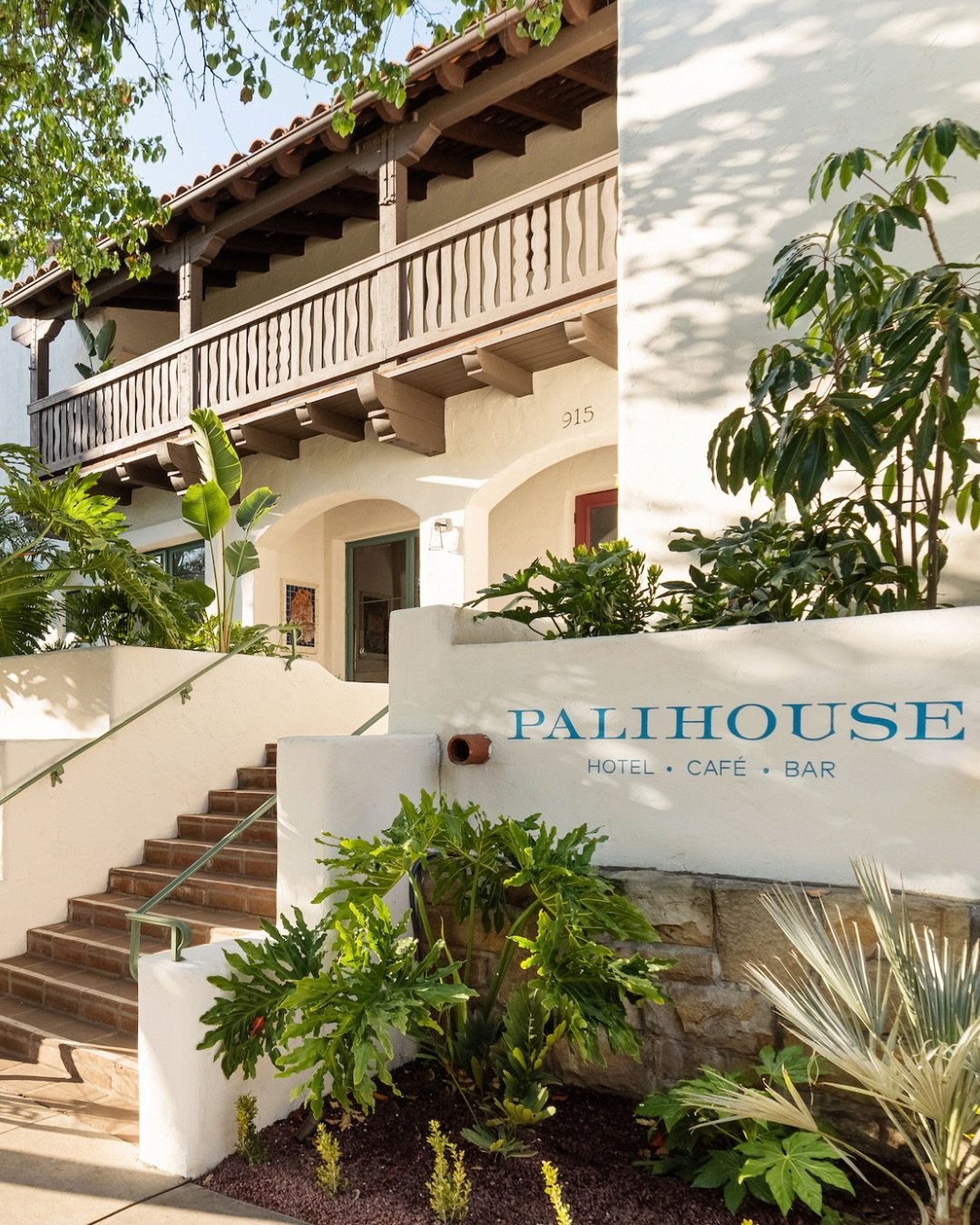 Tucked into the heart of downtown Santa Barbara, Palihouse Santa Barbara is the kind of venue that feels like a beautiful secret. 🌿✨

A Mediterranean-style courtyard, a garden caf&eacute;, a cocktail bar and a lobby lounge that oozes effortless Cali
