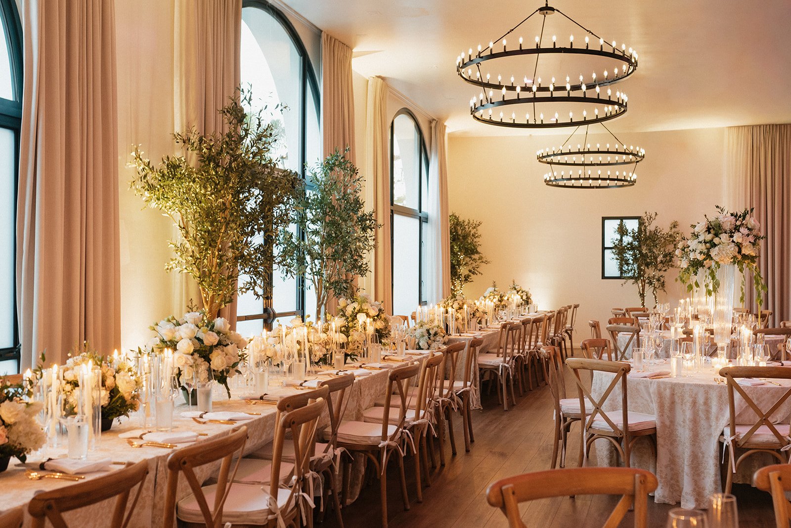 www.santabarbarawedding.com | Izzy Orellana Photo | La Amada | Santa Barbara Wedding Reception Venue