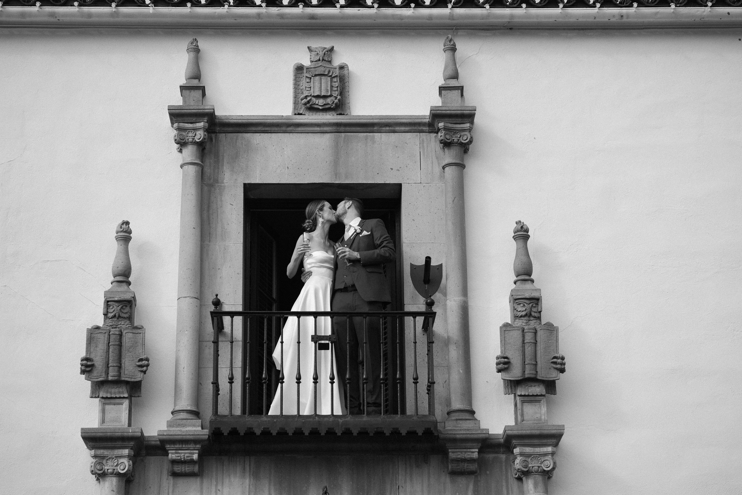 McKenna&JeremyWedding-SantaBarbaraWeddingPhotographerRachelWakefielRivieraMansionWedding5-27-23-423.jpg