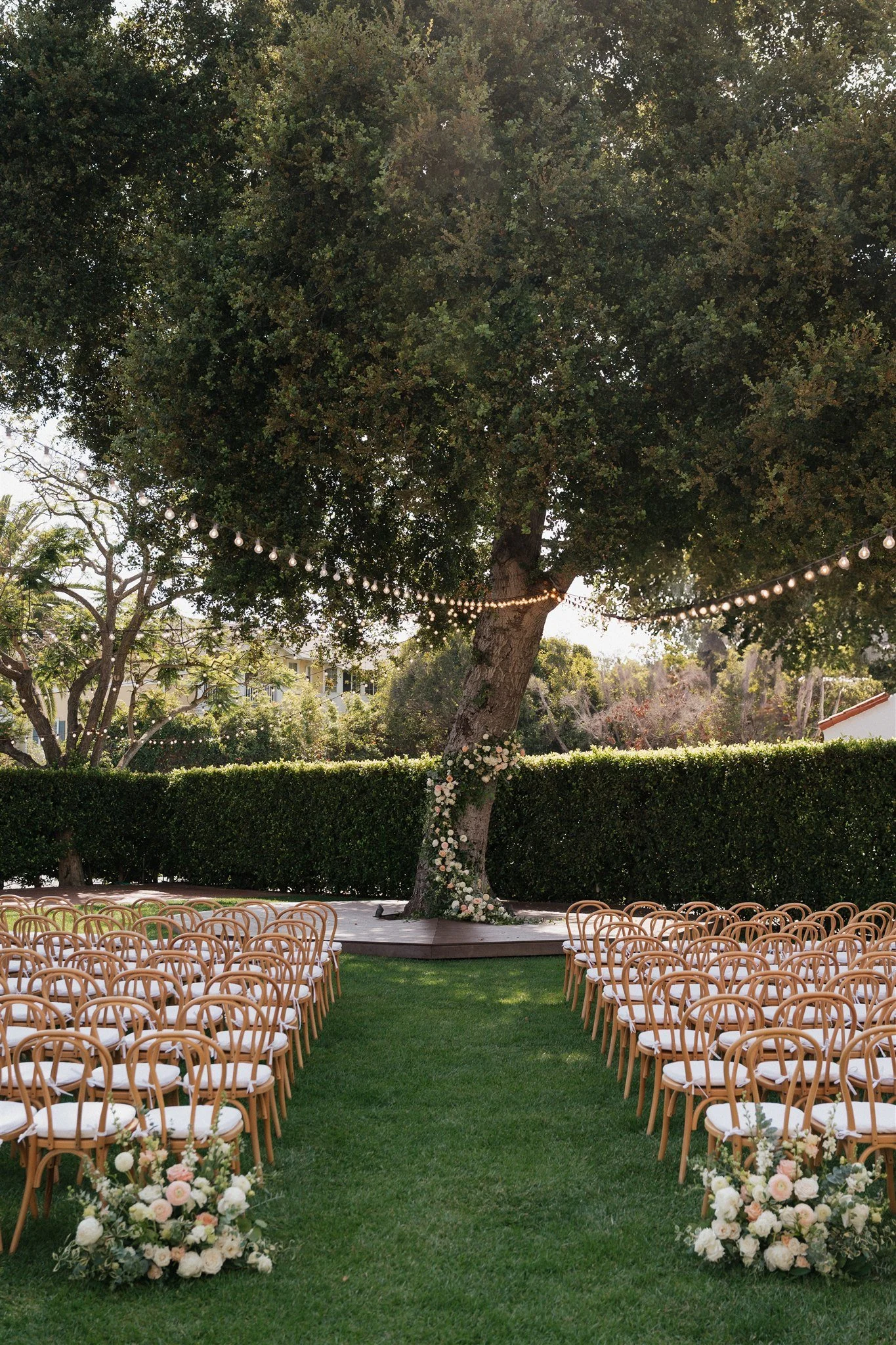 www.santabarbarawedding.com | The Twisted Twig