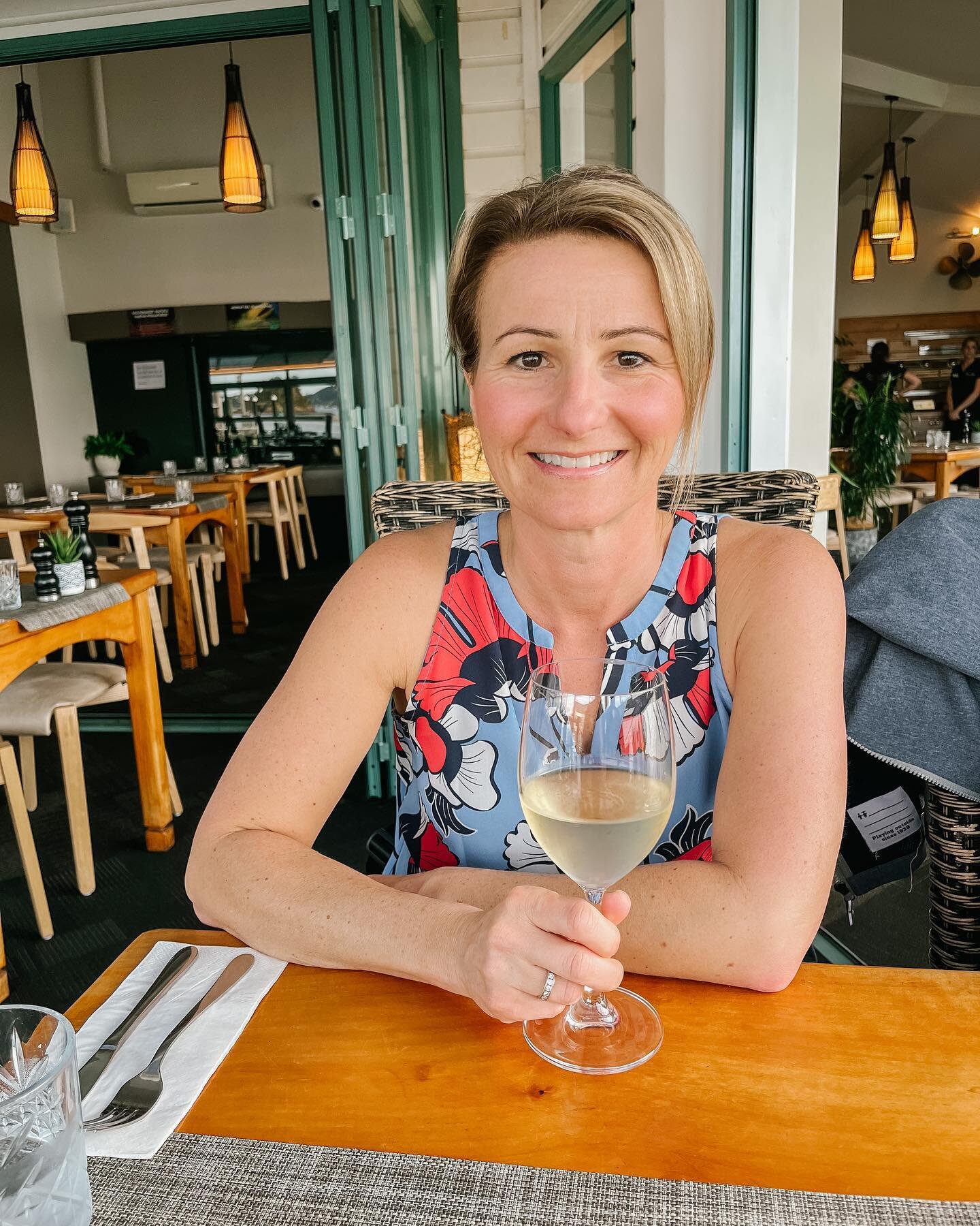 Going on vacation and stepping outside of your normal eating routine can be tricky. There can be a healthy balance when it comes to making smart choices. For me, that means always trying to have a healthy breakfast and lunch whenever possible and the