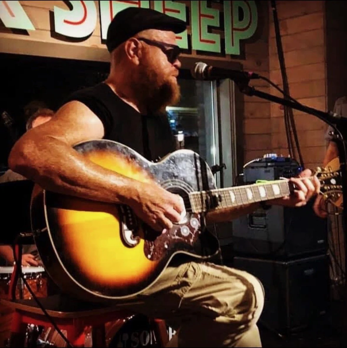 Live Music with Marcus Oglesby