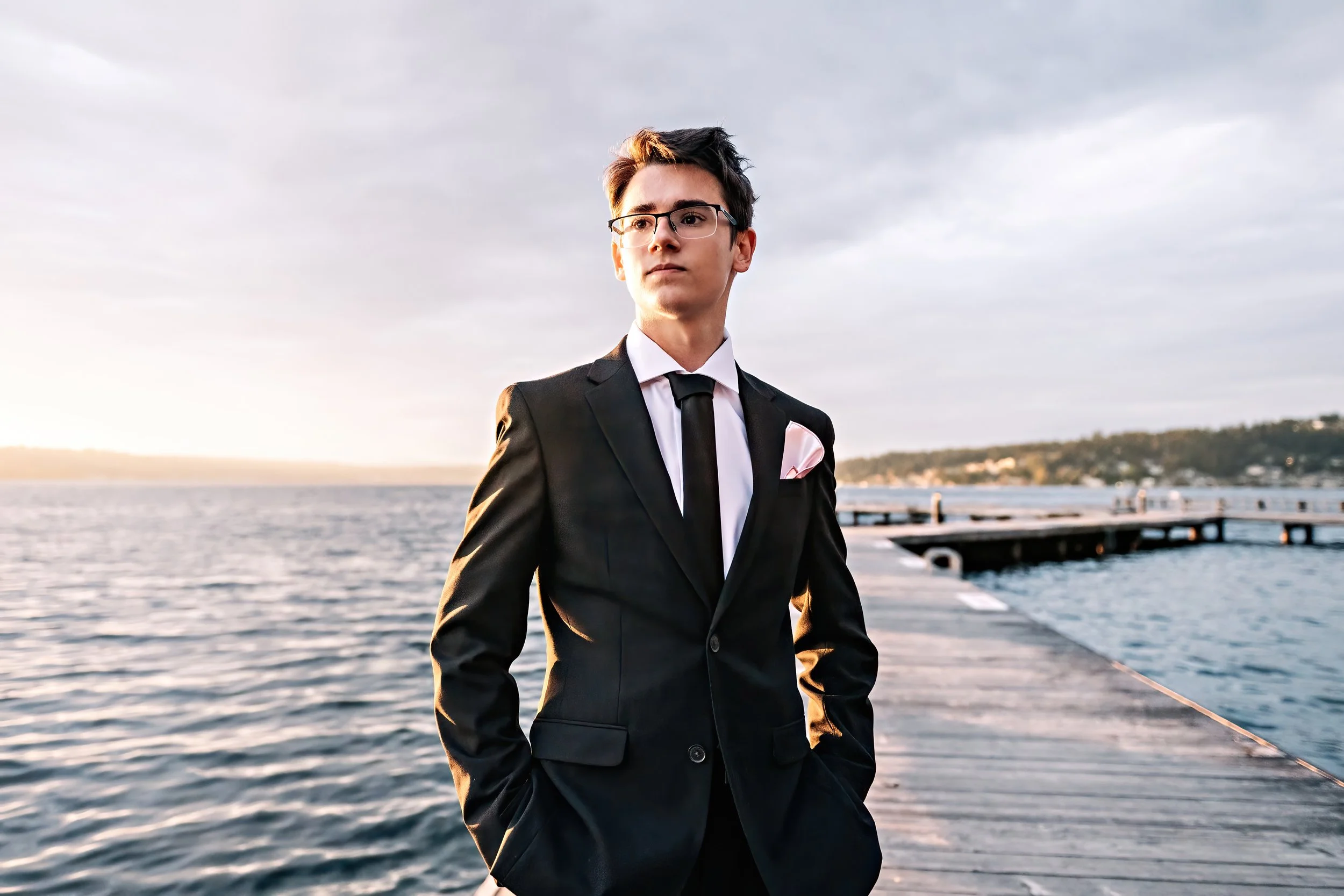 Woodinville High School Senior Portrait at Kirkland Park during golden hour