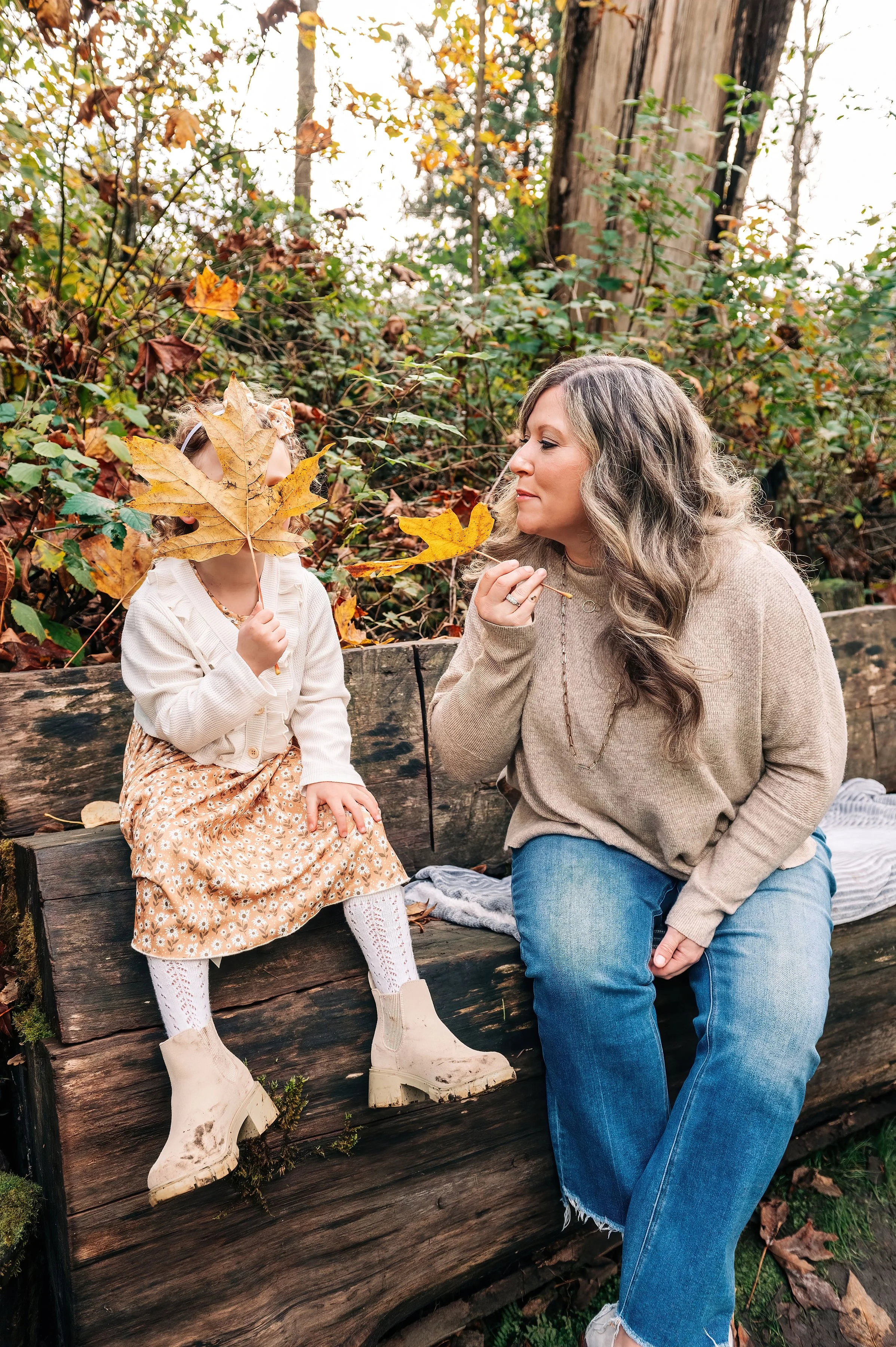 Kenmore Family Photos in the Fall (3).jpg