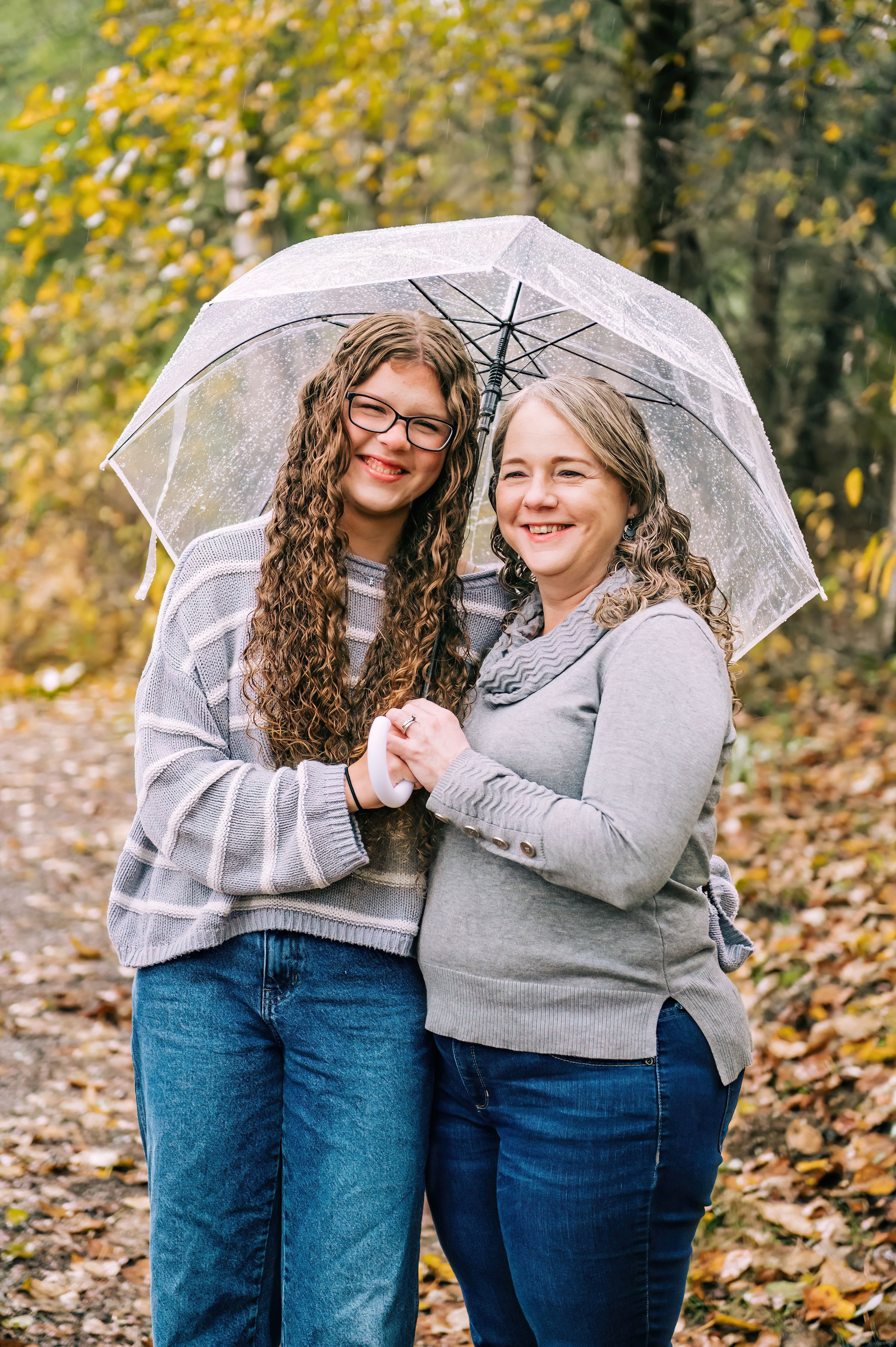 Bothell Family Photos with Umbrellas (7).jpg