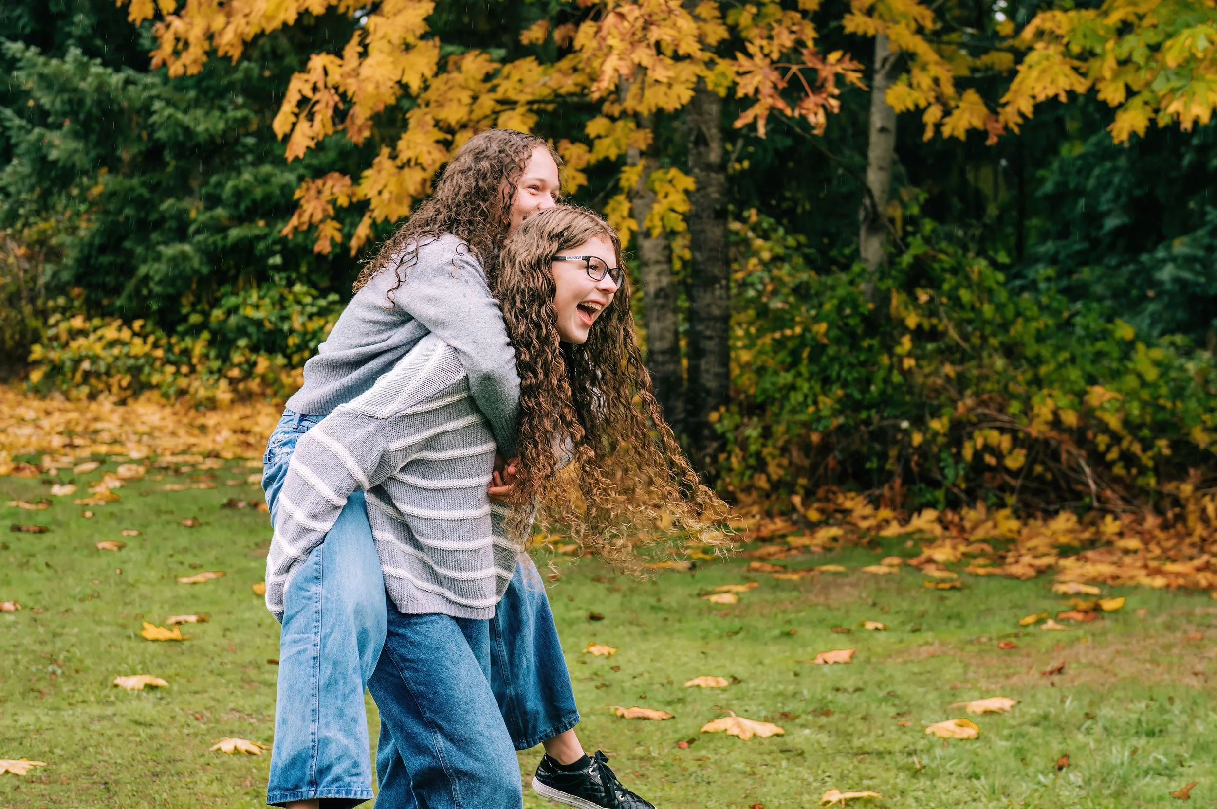 Bothell Family Photos with Umbrellas (2).jpg