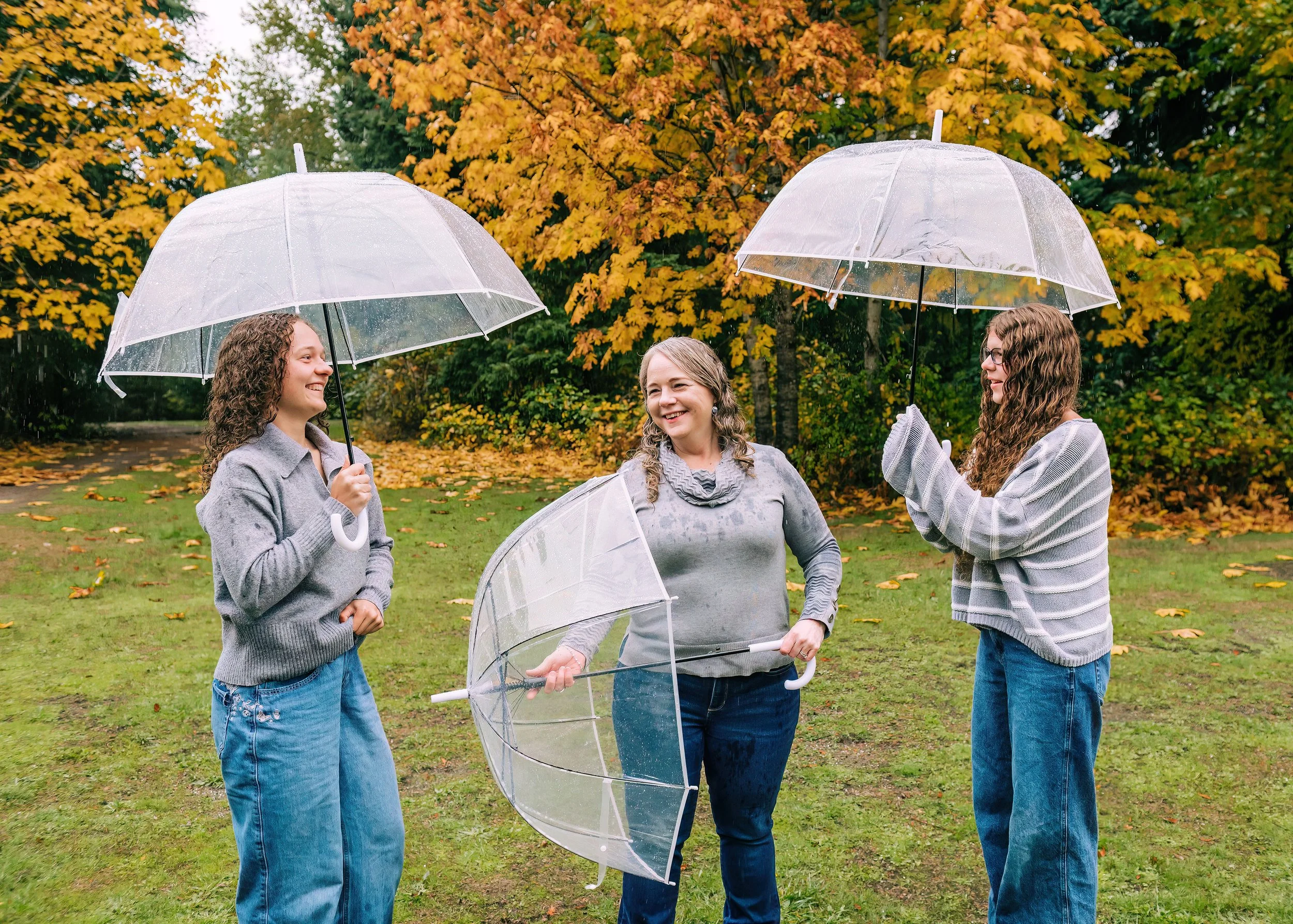 Bothell Family Photos with Umbrellas (3).jpg