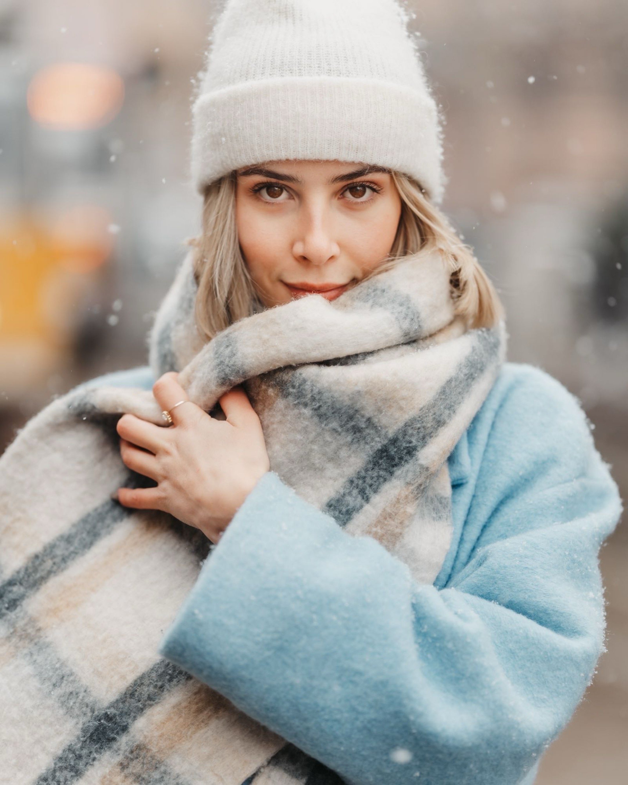 Winter photoshoots in Budapest - portrait session