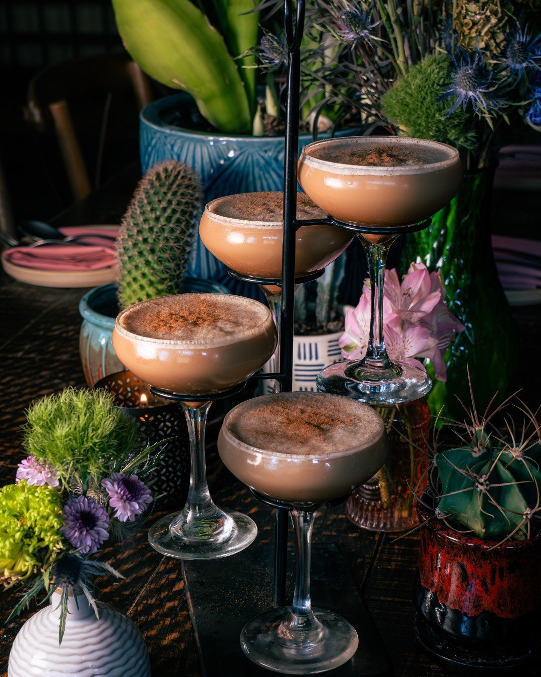 Caf&eacute; con Leche takes over La Mona Rosa TOMORROW! ☕✨

Kick off your weekend with the debut of Caf&eacute; con Leche, a high-energy coffee brunch experience presented by @alturapresents. Join us Saturday at 11 AM for bold Latin brunch bites, cur