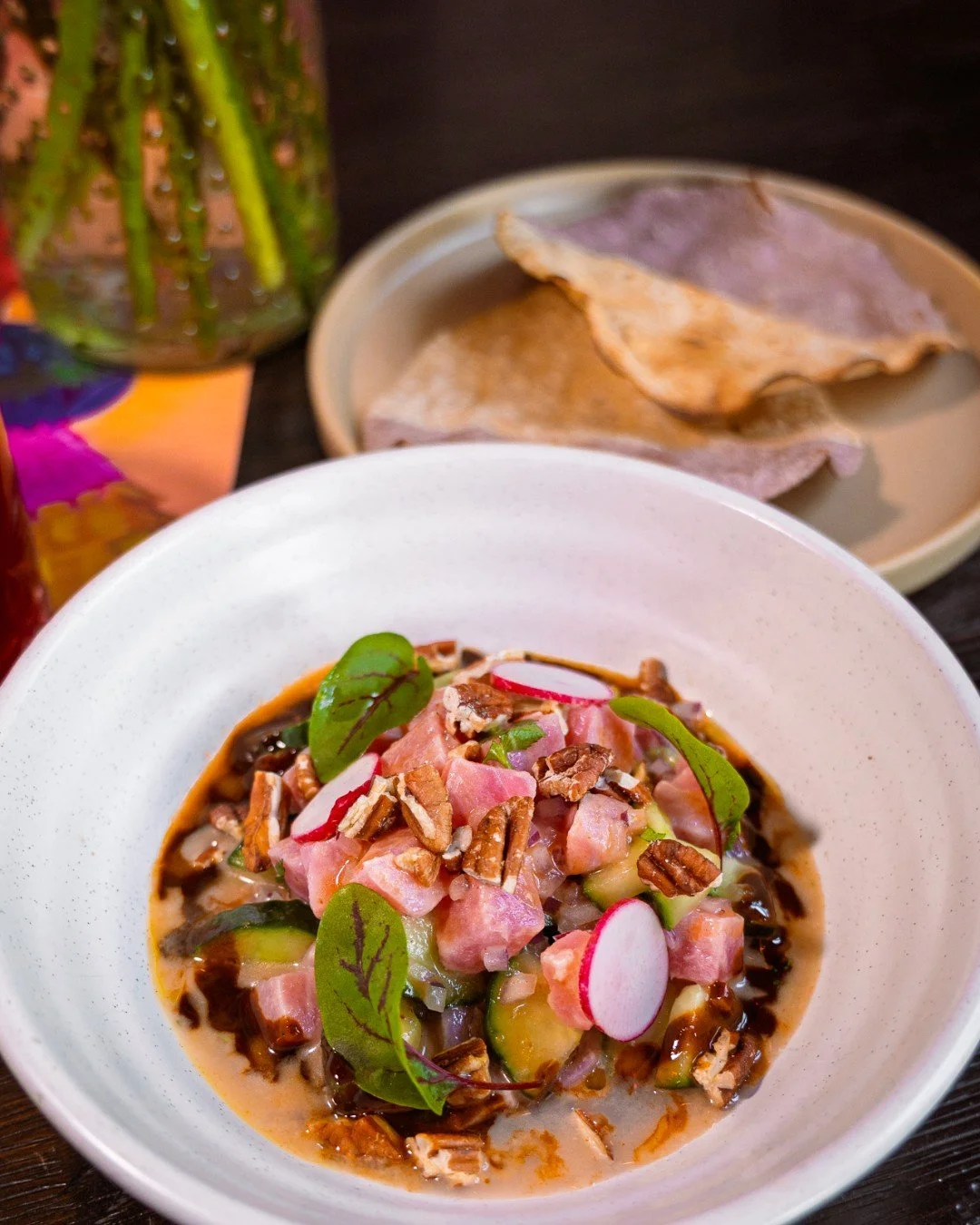 Ceviche Negro 🐟

Our take on the traditional ceviche negro of northern Mexico&mdash;rooted in the simplicity of its sauce and the brightness of the sea.

Yellowfin tuna, salsa negra, pico de gallo dressing, Oaxacan chile negro, pecans &amp; salsa ma