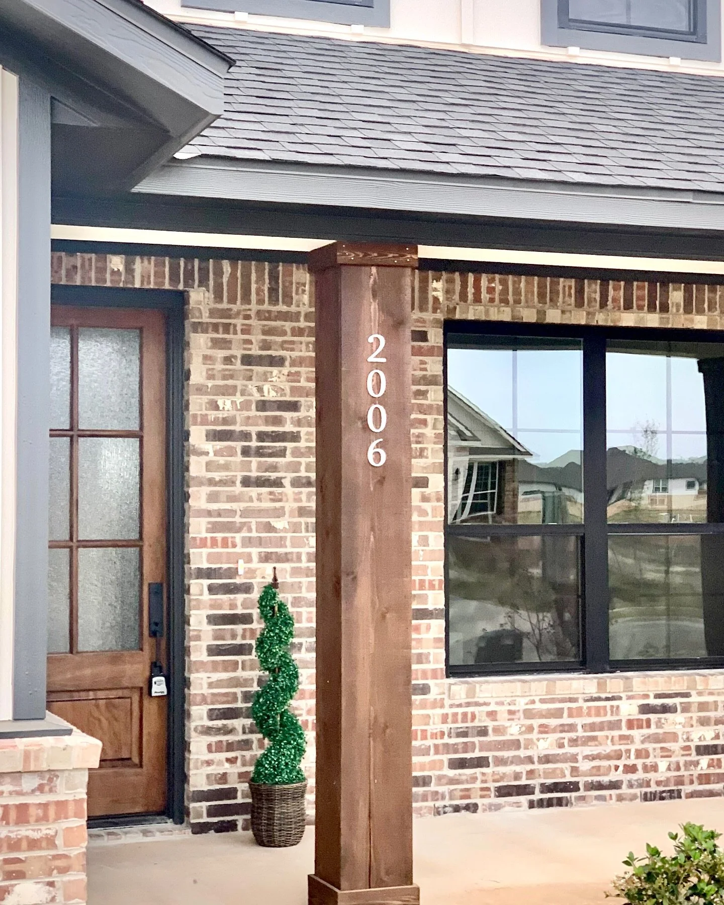 This home has so much to offer. 
2006 Rosson Street in Nolanville is ready to be loved!