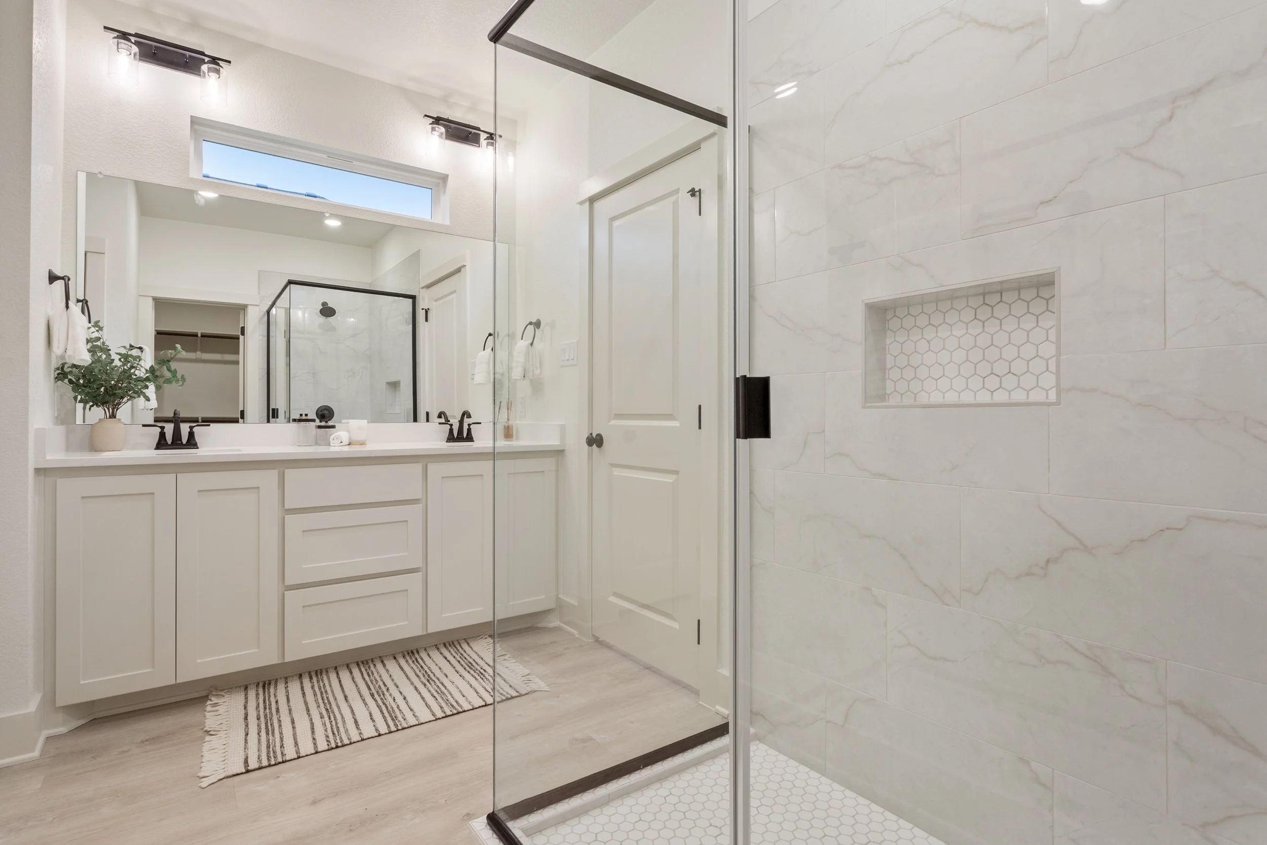 27-8618 Glade Dr (23).jpg