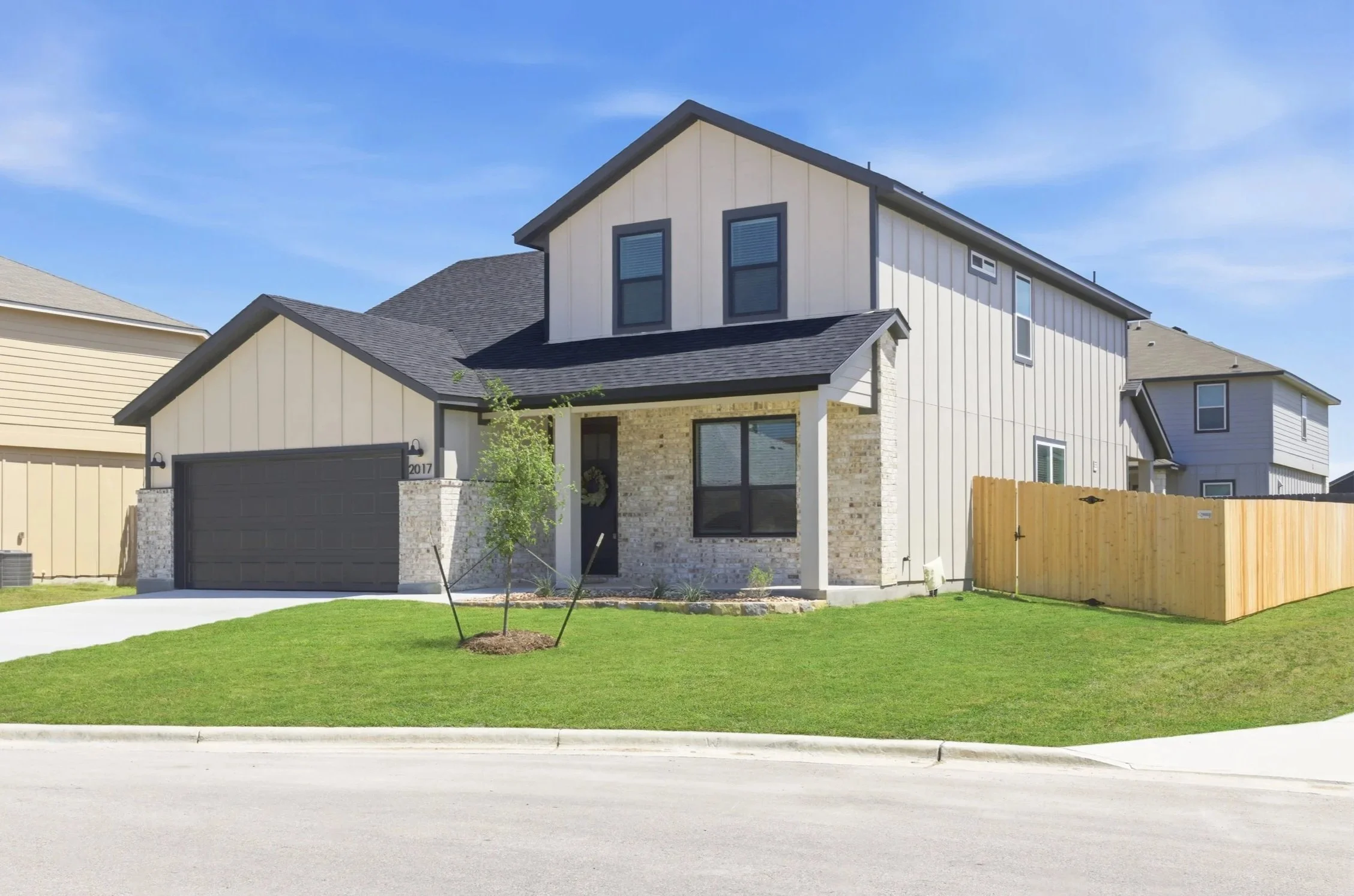 2017 Clear Sky Court | 2,509sf | 4/3.5 | Bonus Room