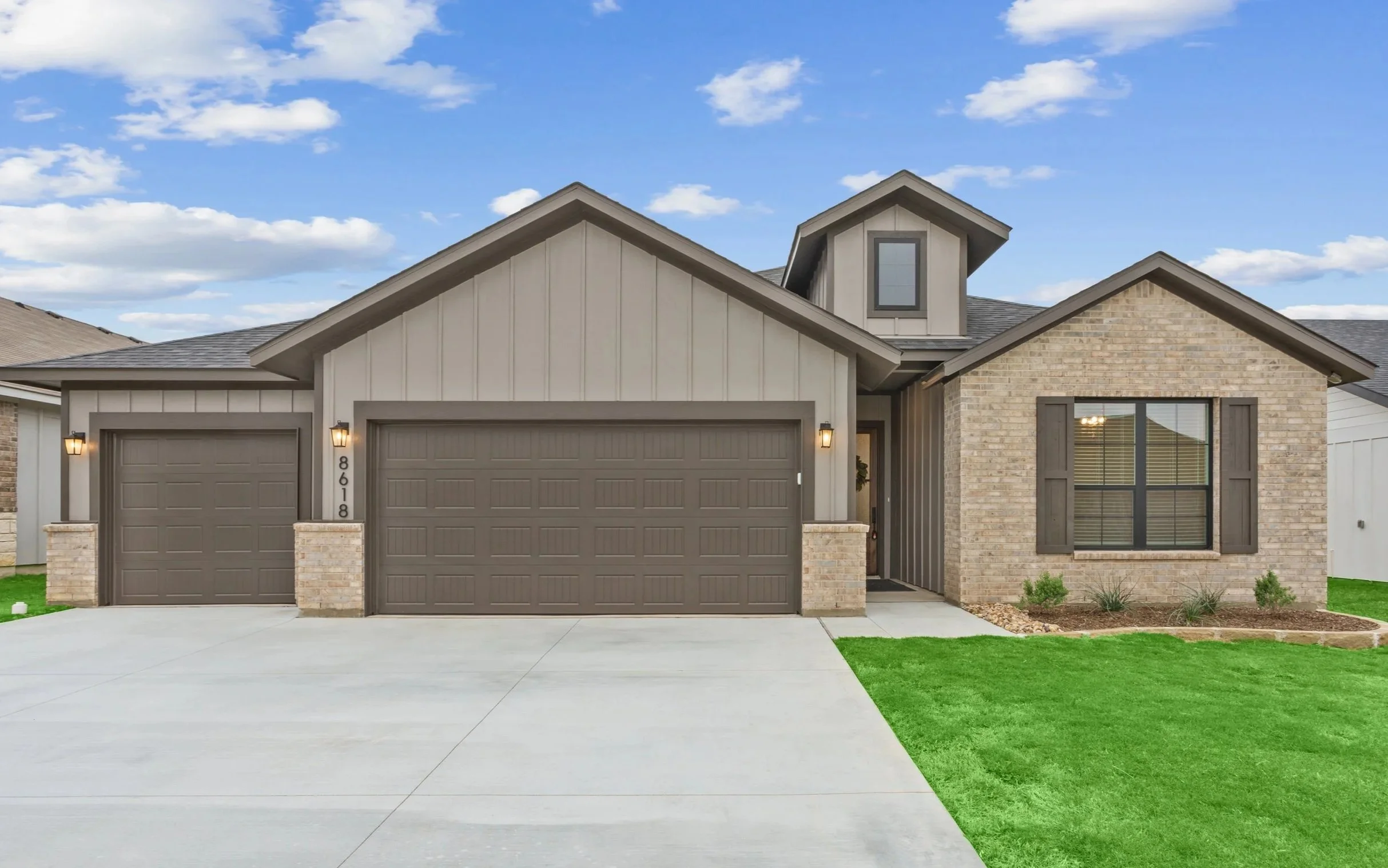 8618 Glade Drive | 1,747sf | 4/2 | 3 car garage