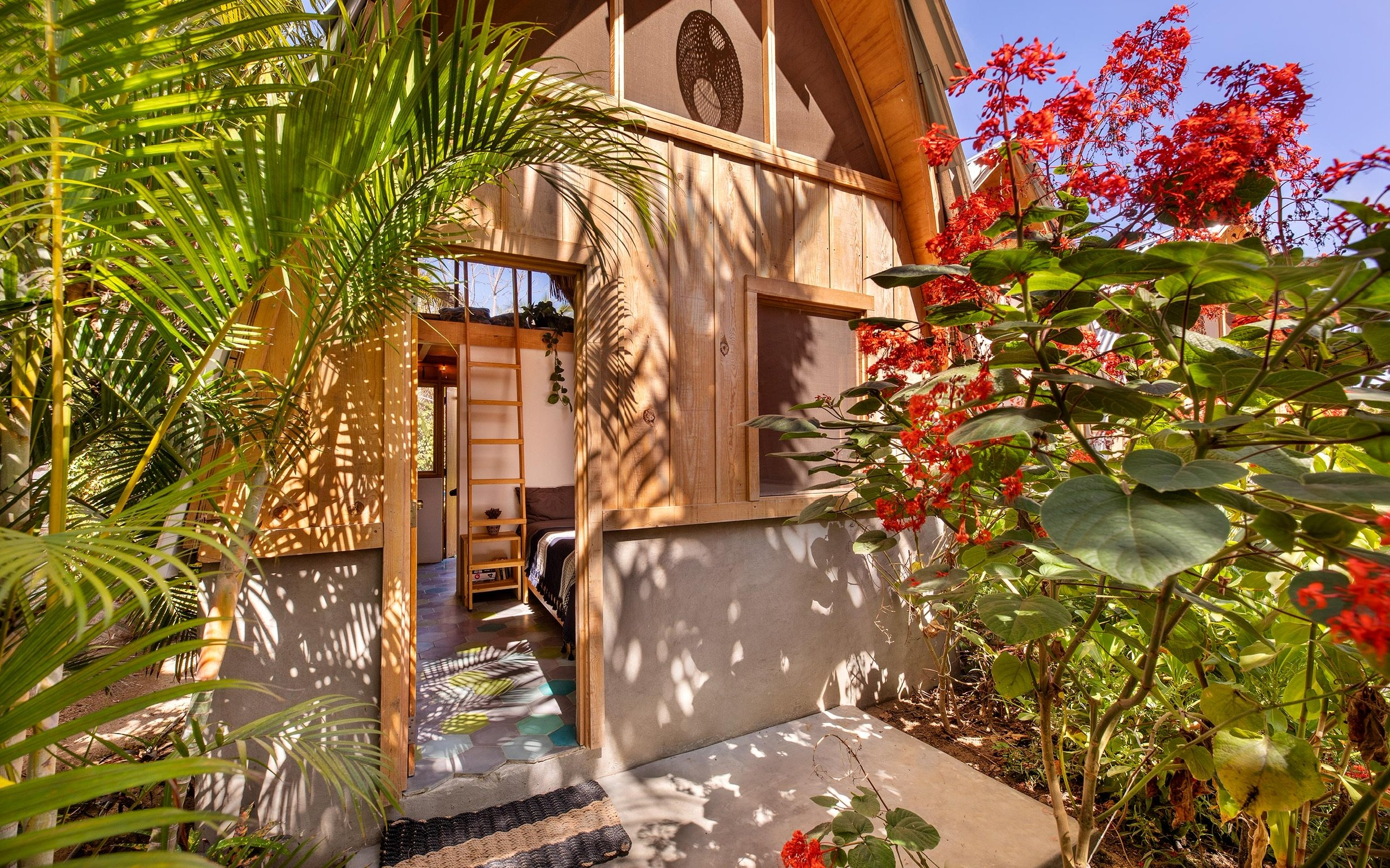 Bali-style A-frame / Dec. 7 - 11