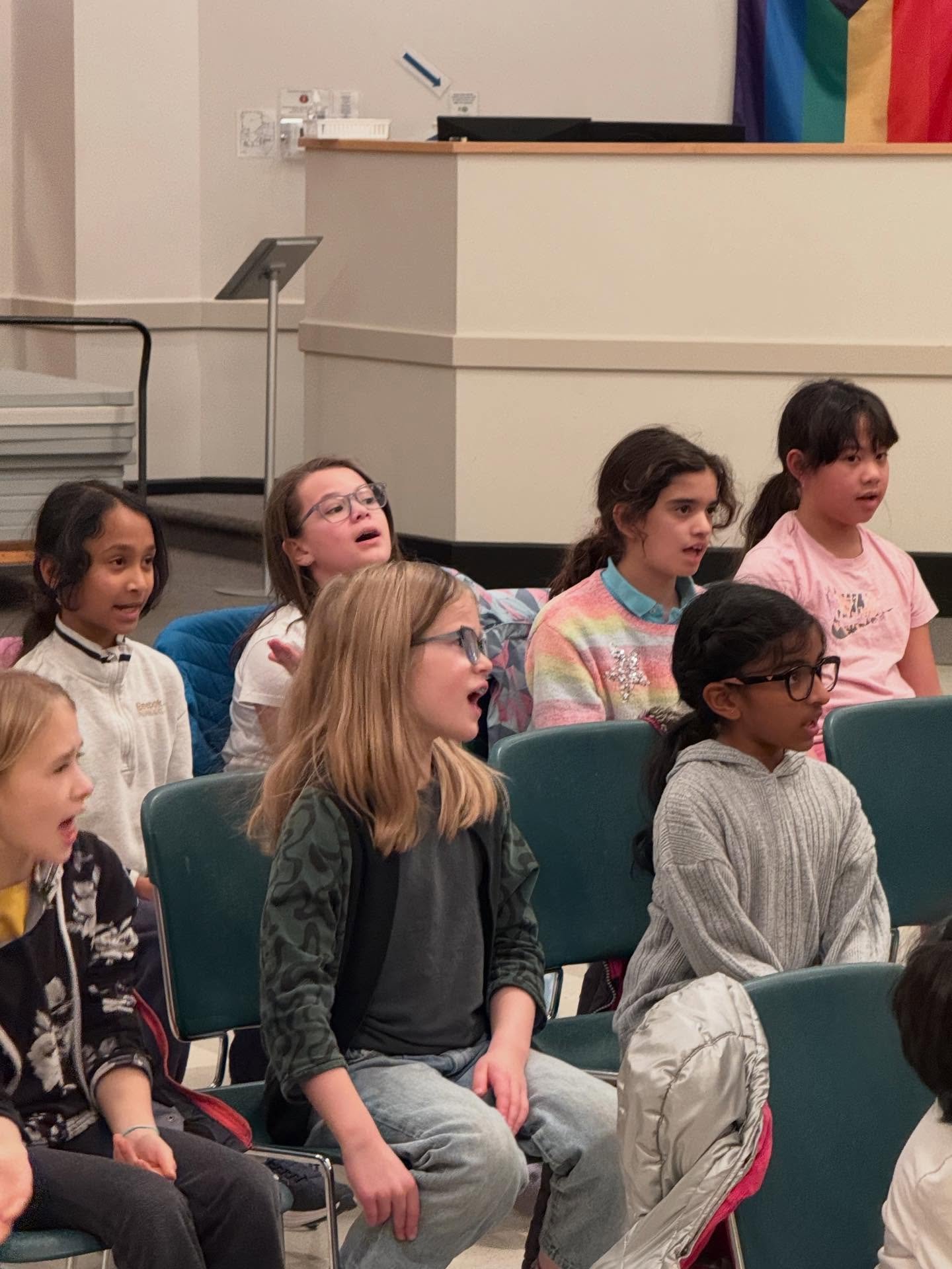 Our young singers are working hard, getting ready for our 💫MERRY &amp; BRIGHT💫 concert on December 13th!

You can catch our younger choristers in our matinee show (at 3pm) - which features Angeli, Spiritus, Luminaria, Harmonia, and The Edmonton You