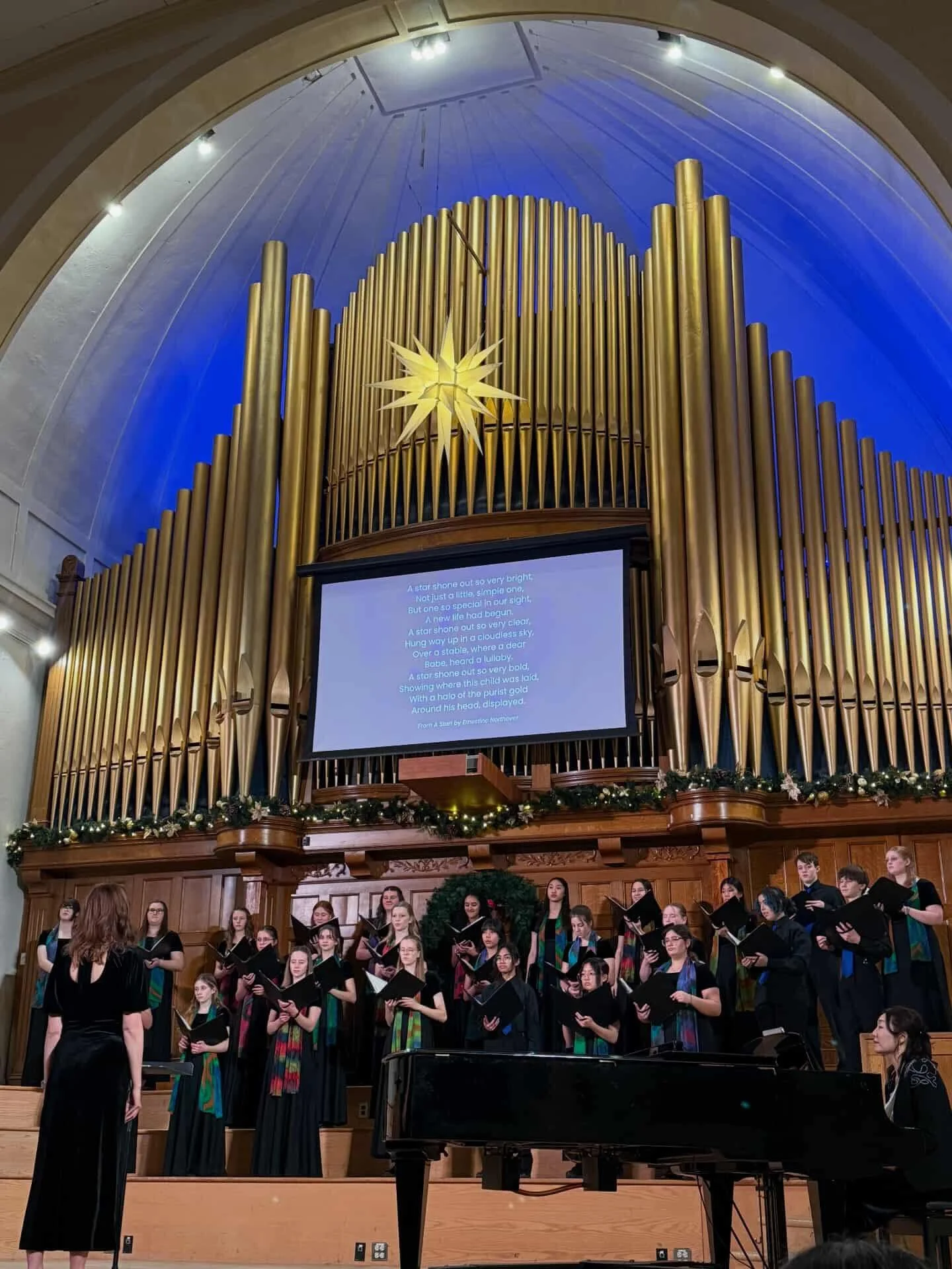 Thank you to everyone who joined us for our Merry &amp; Bright concerts! 🥹

We&rsquo;re so grateful for this wonderful choir family - It was such a special day for all of us 🎶

(...and we can&rsquo;t wait to share more videos and photos soon! 👀)

