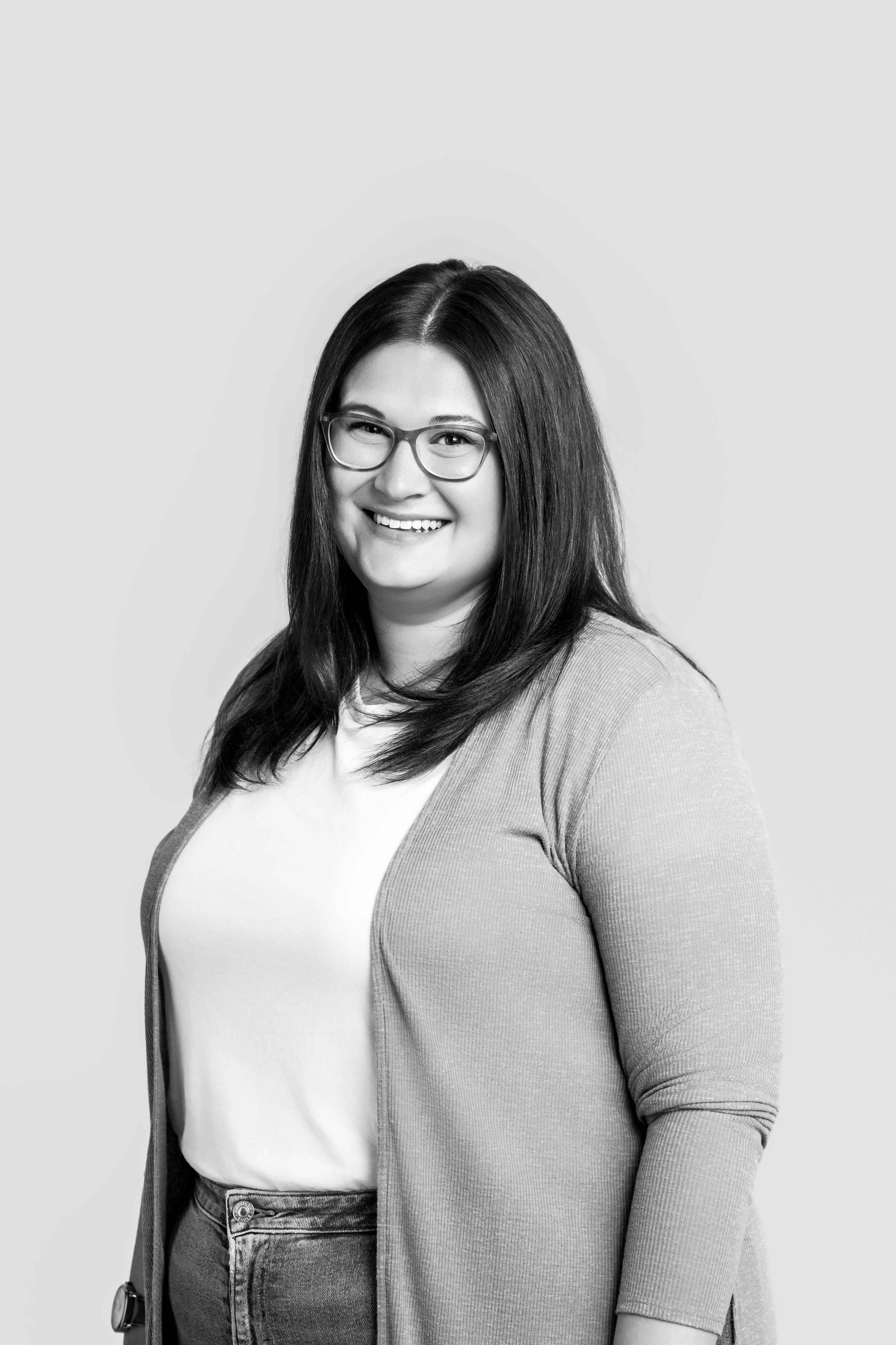 Headshot of Harmonia Conductor Amy Voyer