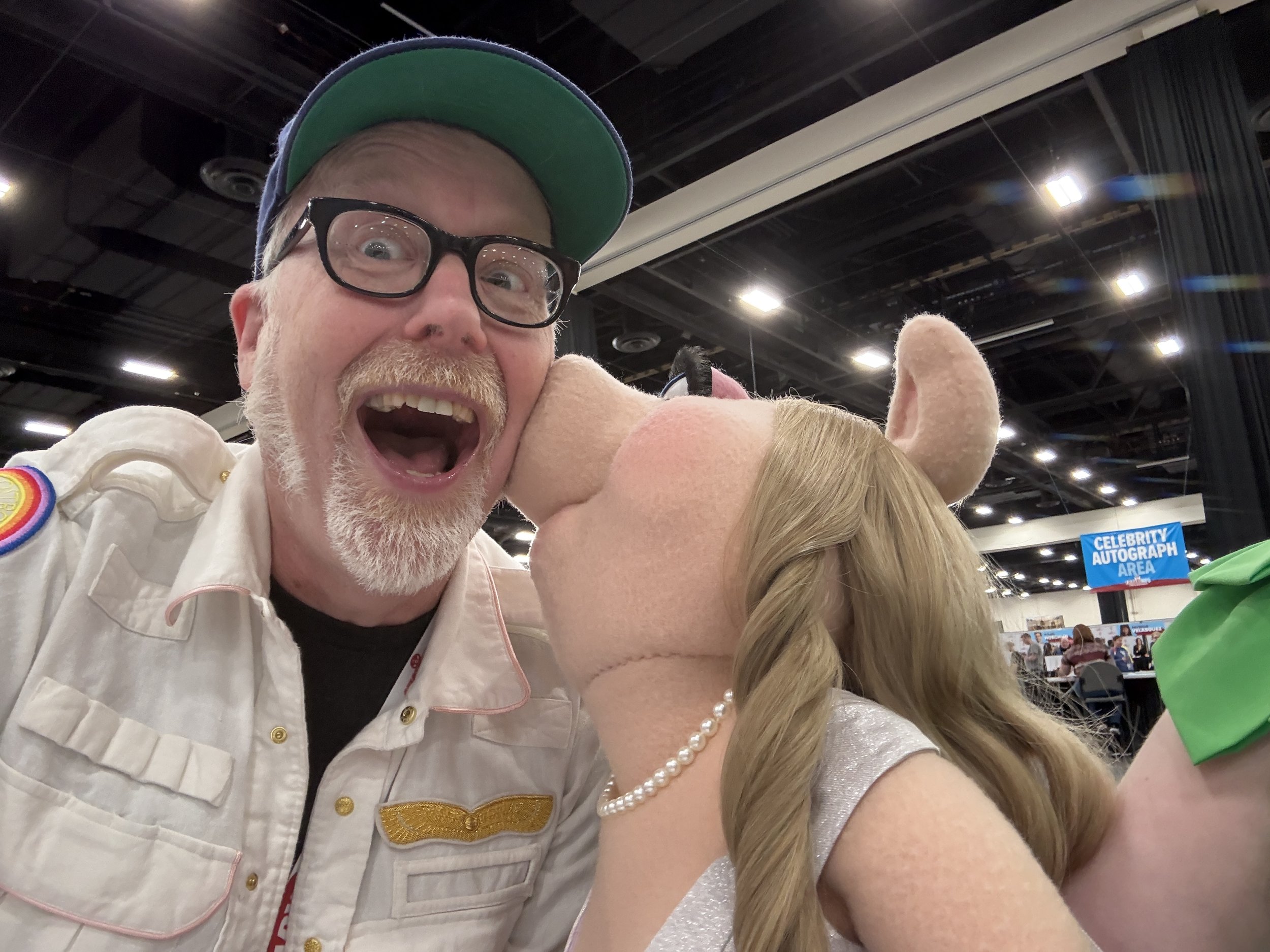Adam with a Miss Piggy replica at Fan Expo Calgary 2025
