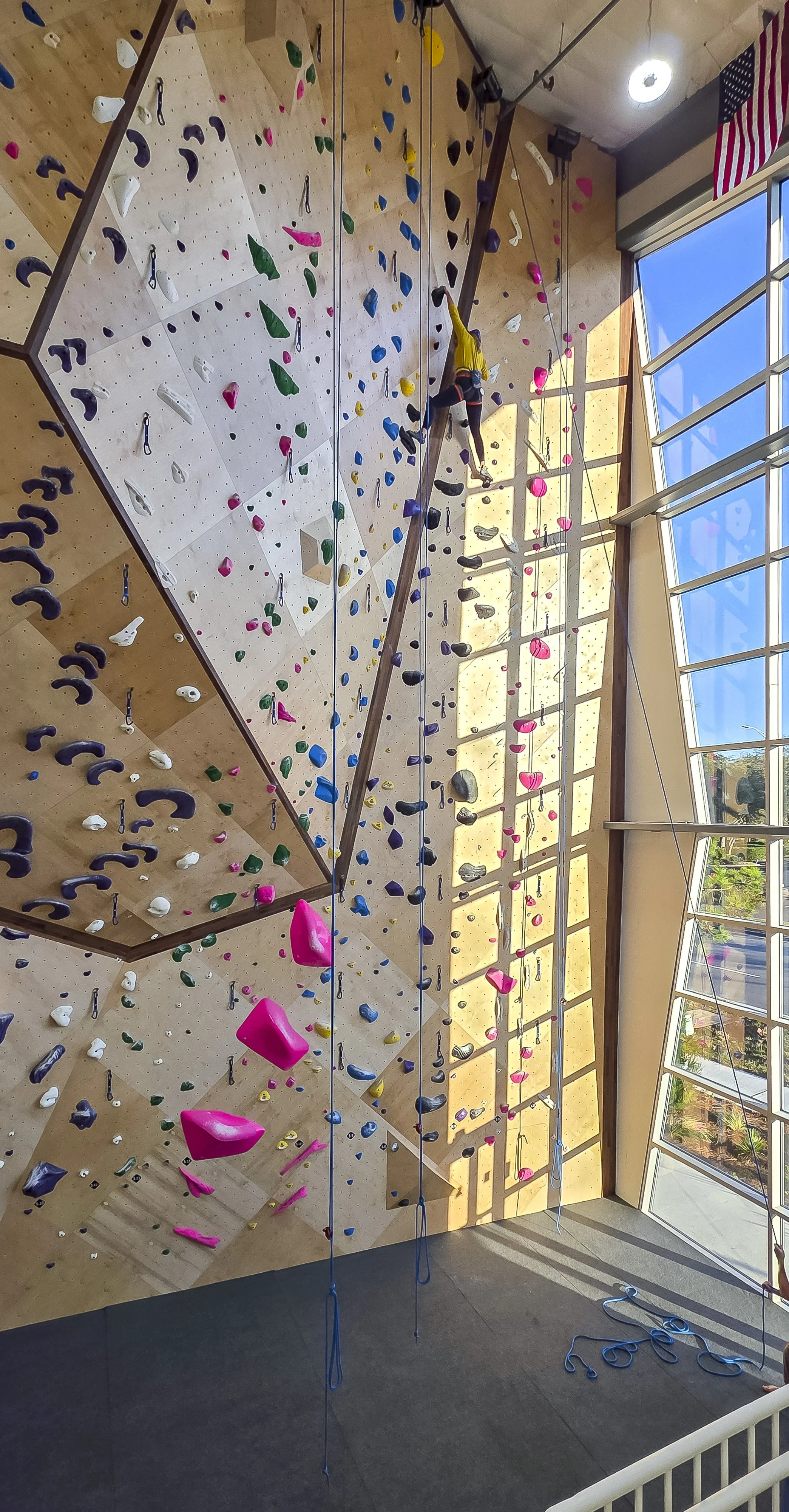 45j-StoneClimbgGym-Int-26_2p (107).jpg