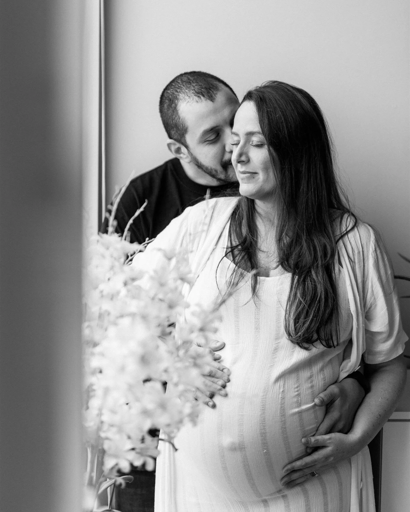 Waiting for Liam 💚 

These photos were taken one week before Marina gave birth.
We listened to Coldplay the whole session and talked about how life with Liam would be... 

Thank you, Marina &amp; Leo! I am sure Liam will love to see these photos in 