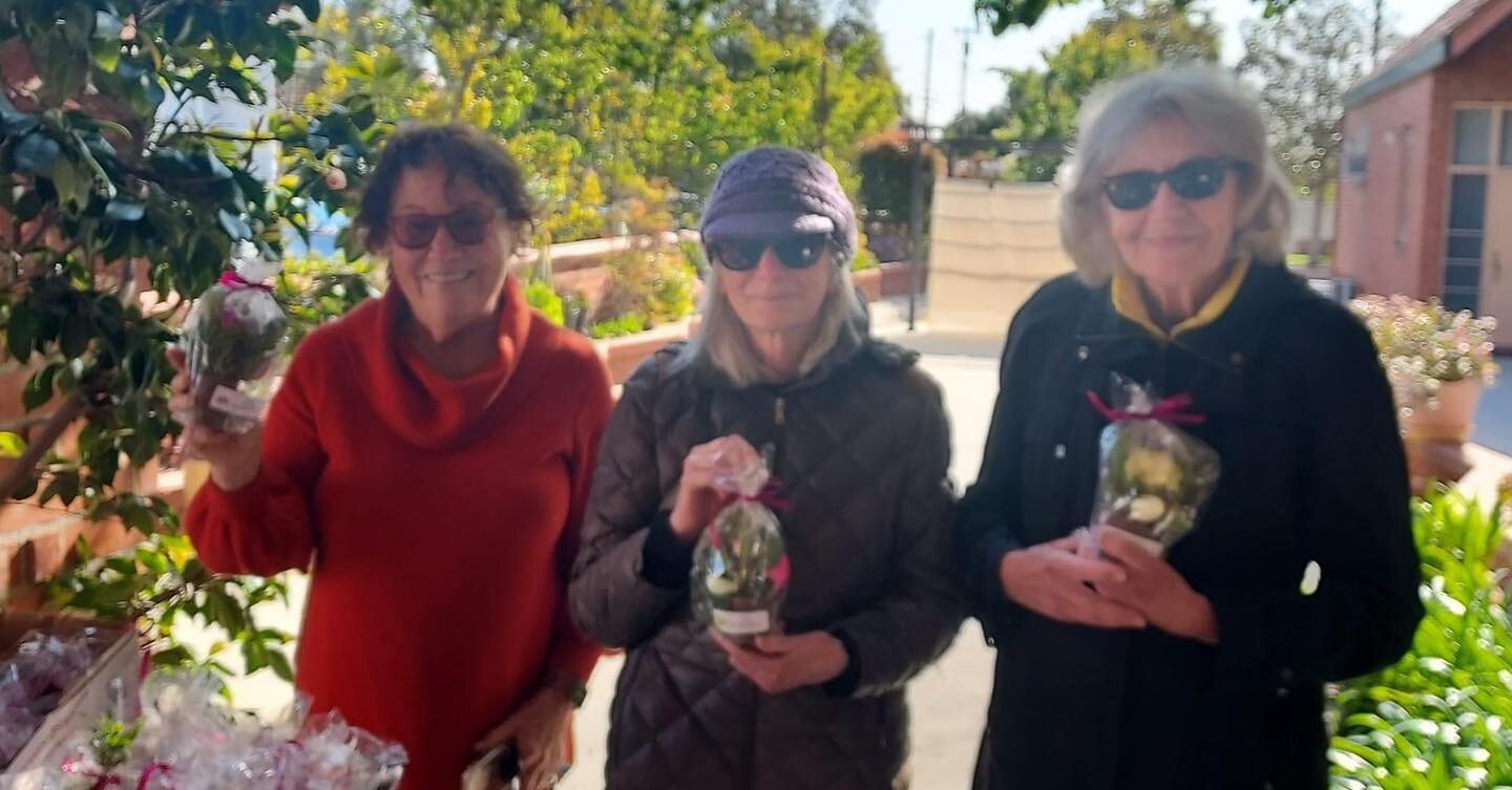 Alittle extra love went out with the meals today... 
Thank you San Pedro Garden Club for making the flower pots for our clients and a BIG THANK YOU TO Gina, Diane and Janet, just a couple of our great volunteers who made Easter baskets for their clie