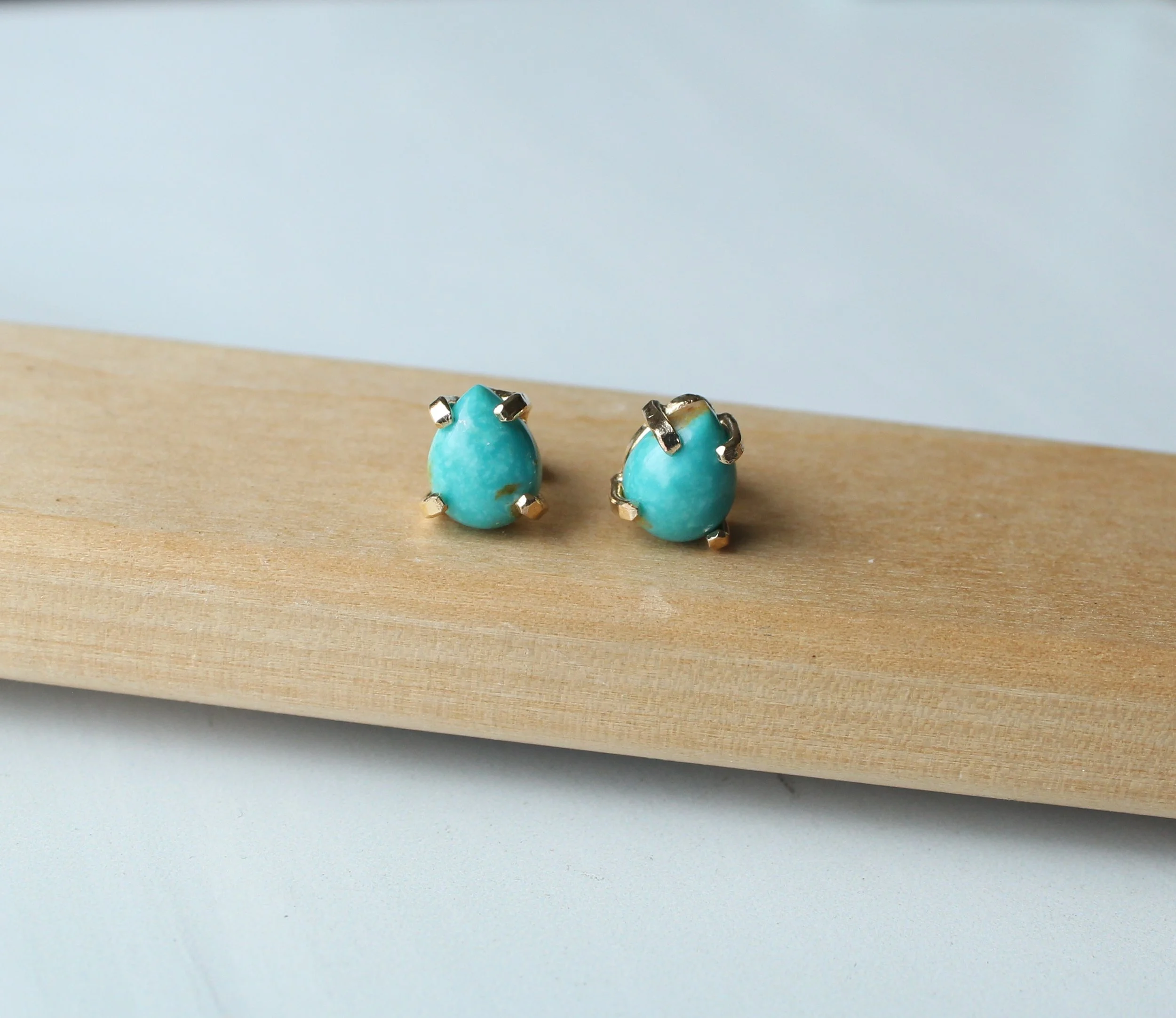 Turquoise gold stud earrings