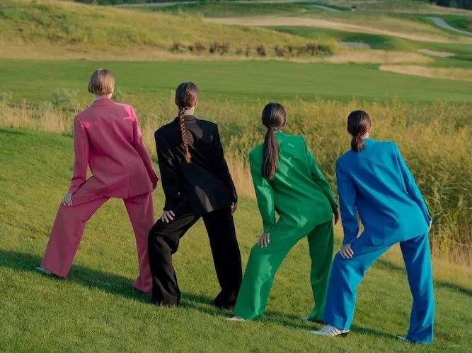 How to Sync Intermittent Fasting with Your Cycle (Or Symptoms if You're Postmenopausal)