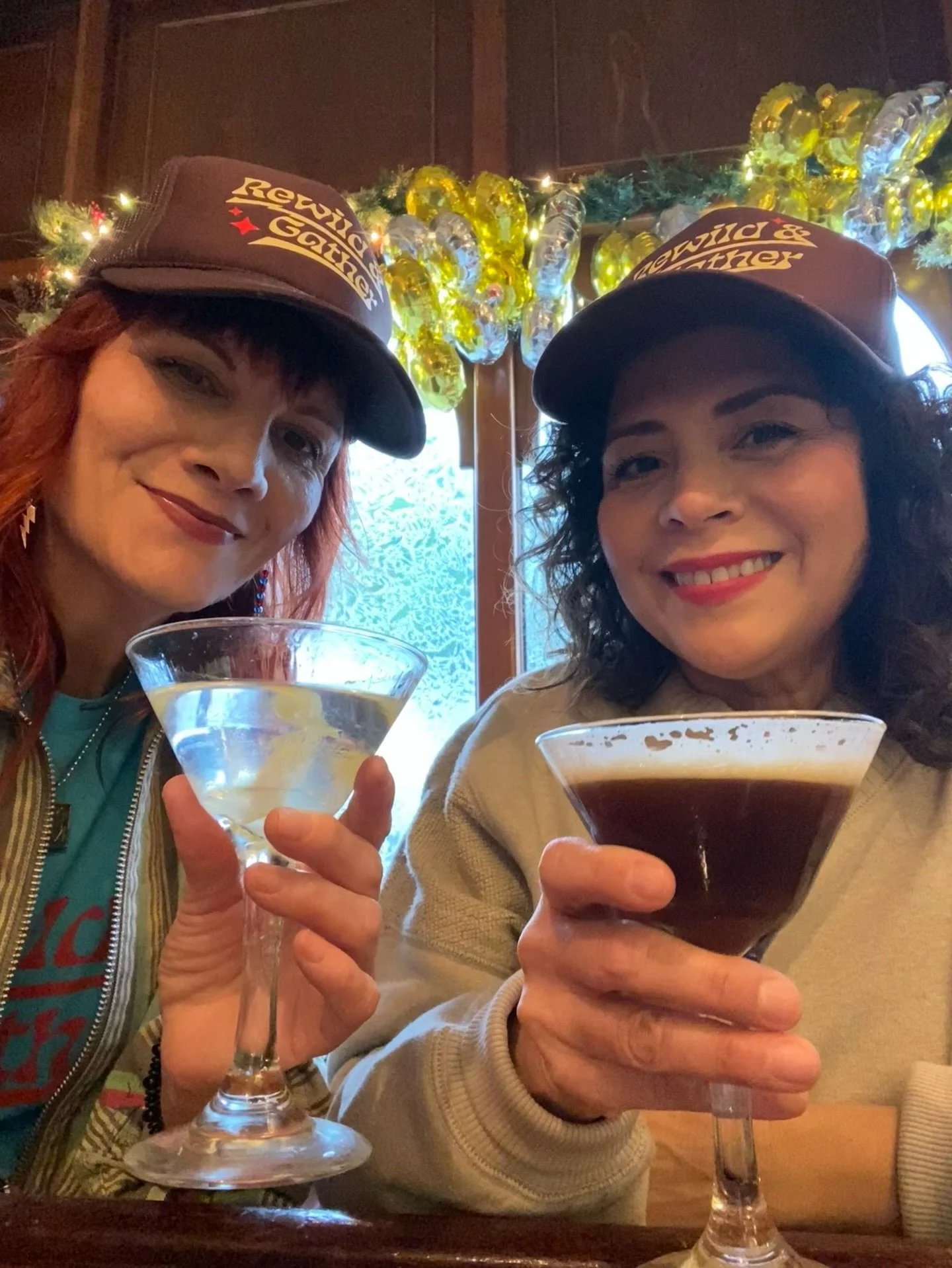 Cheers to you! ✨🥂

Thank you for being here! 
We&rsquo;re looking forward to a 2026 that is full of unexpected connections, good music, endless joy and abundance for all! 

Let&rsquo;s make it outta&rsquo;sight!