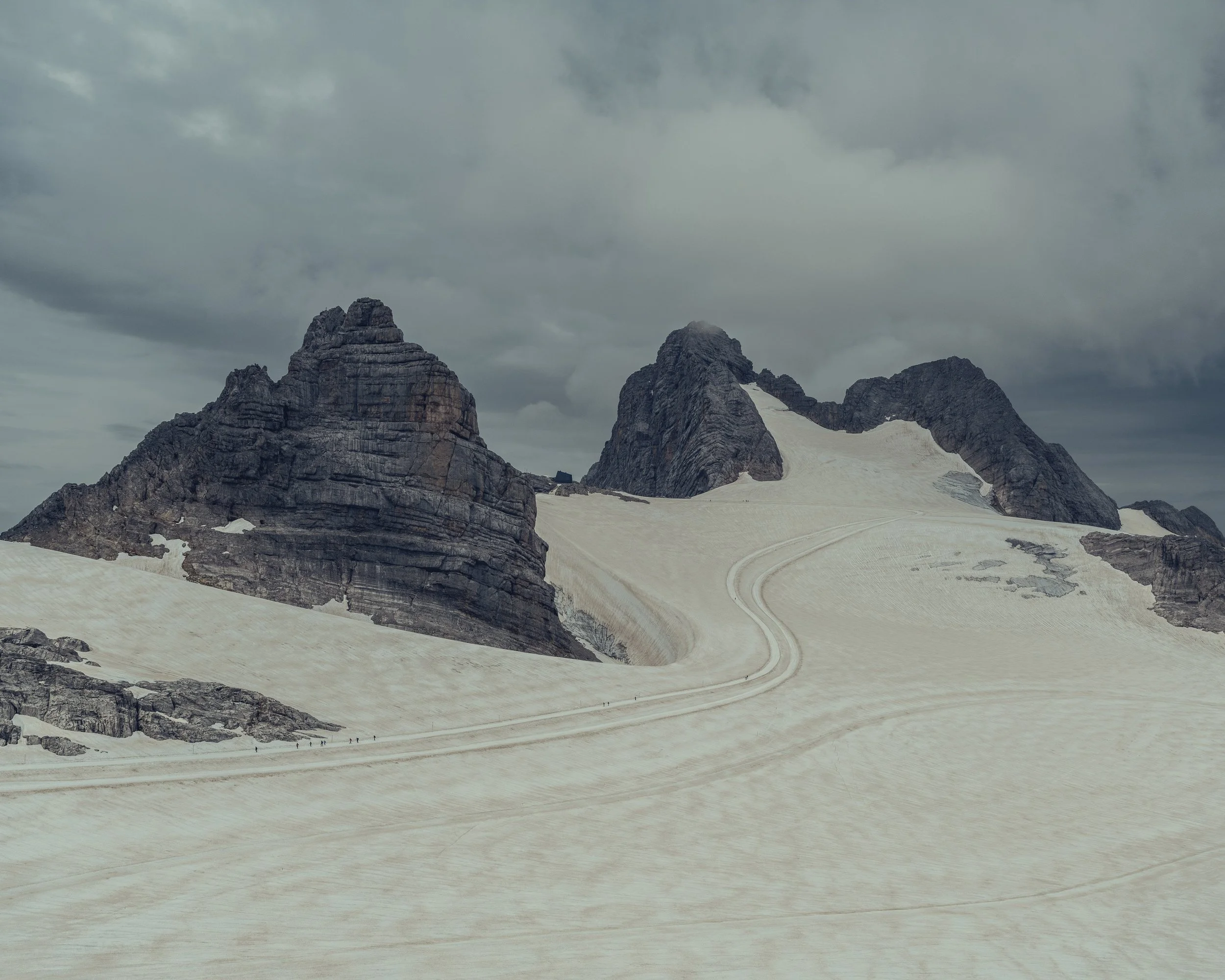 LAND 003.jpg