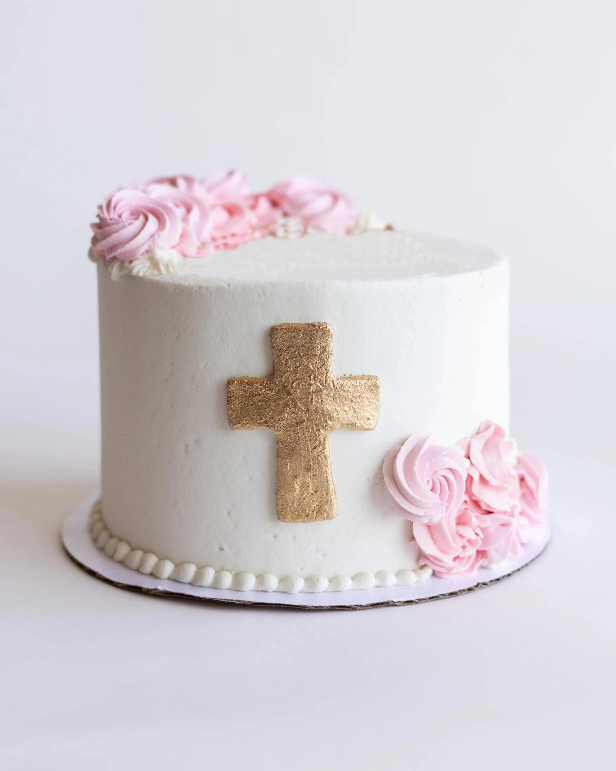 ChristeningCake_NoText.jpg