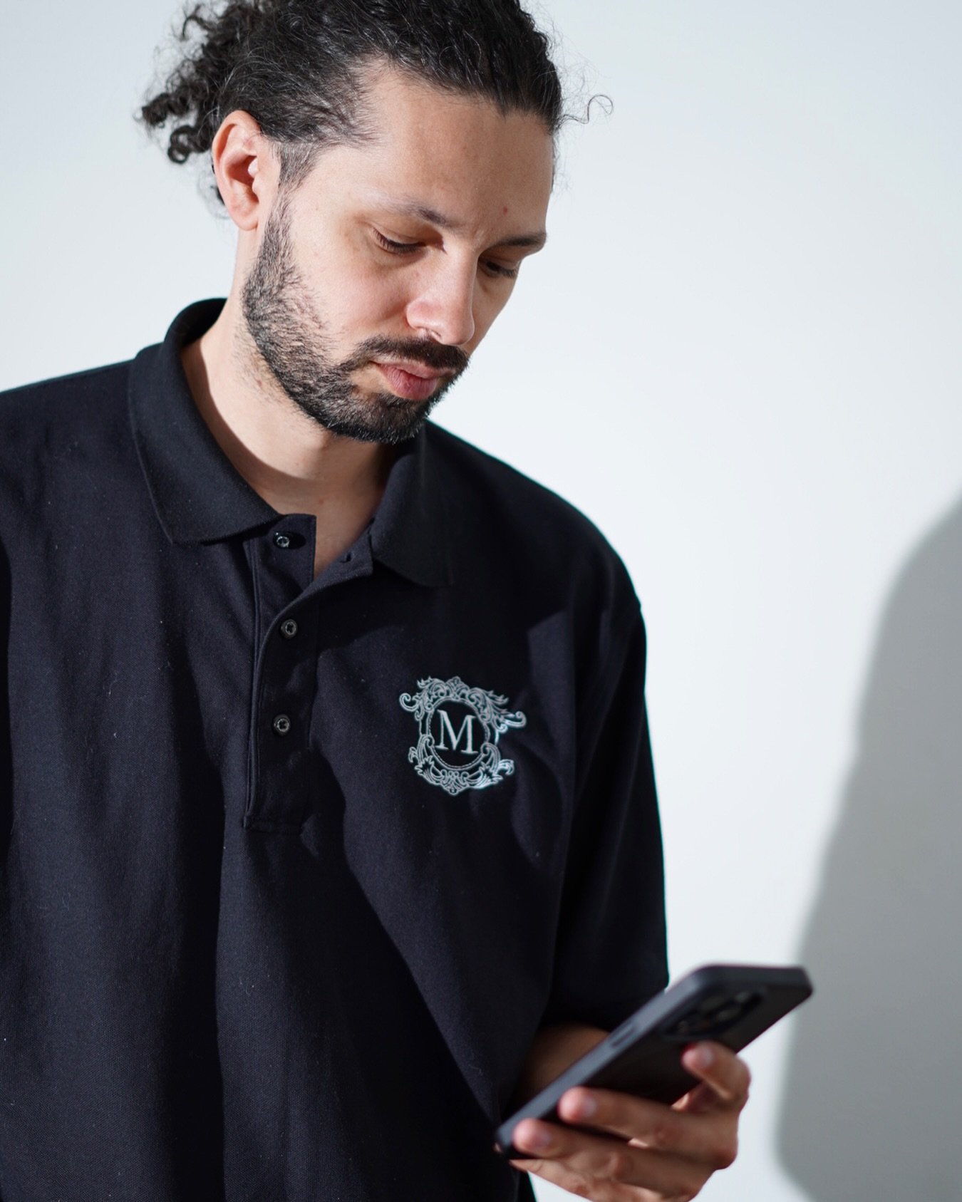The Royal Crest Polo - Feels good. High quality. The embroidery is top tier. The design is elegant. I&rsquo;m going to need more of them&hellip;