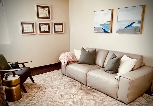 The welcoming and private therapy suite at Everthrive Counseling in New Port Richey, FL.