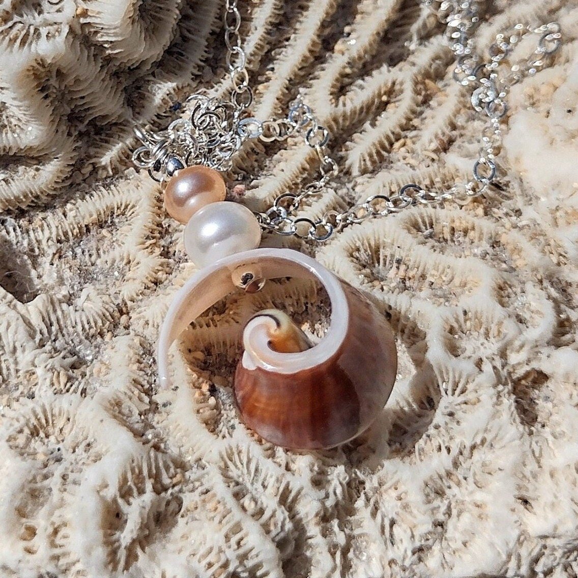 https://i.etsystatic.com/32473645/r/il/1a8600/4080037912/il_fullxfull.4080037912_ht96.jpg