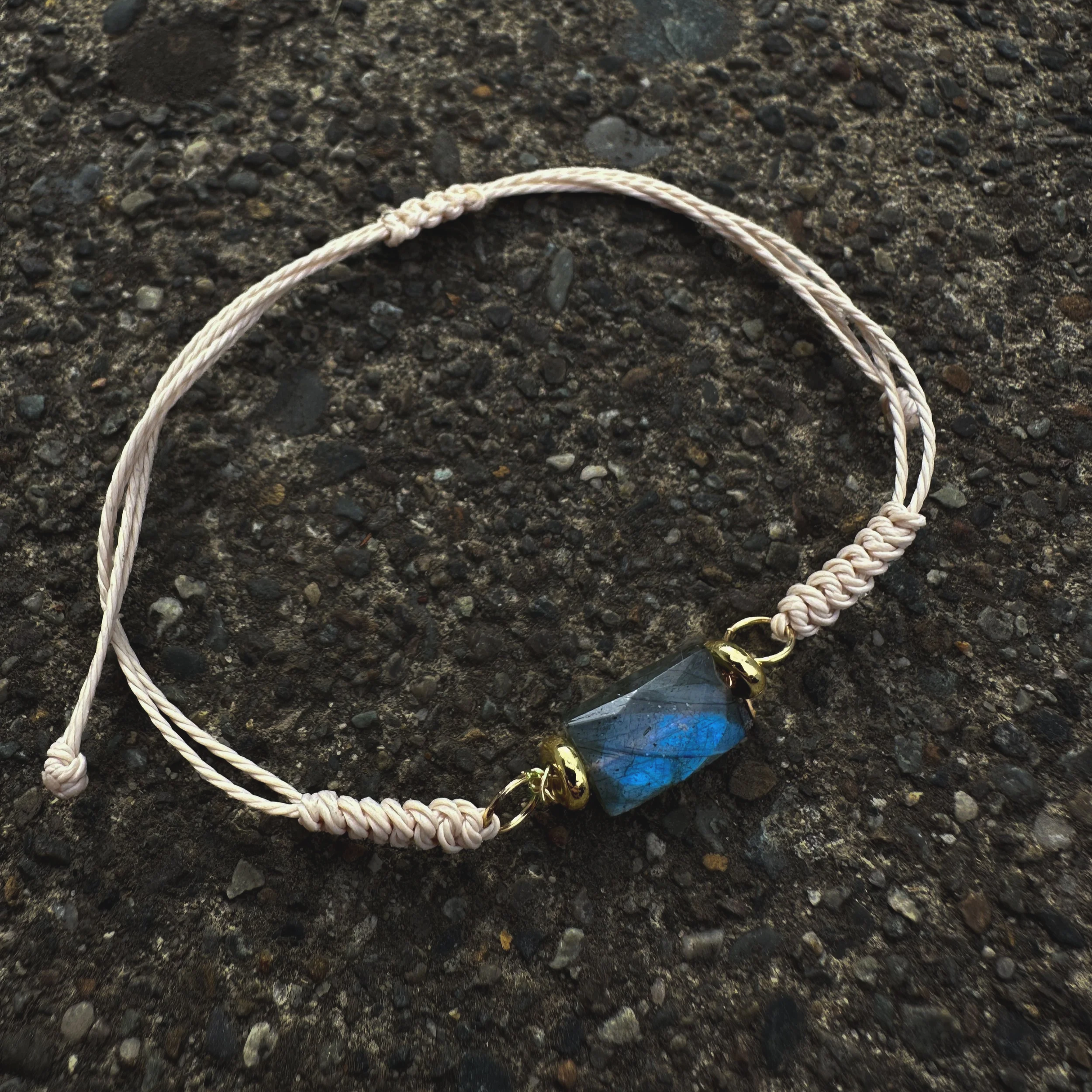 rec%2Bbead%2Bcorded%2Bbracelet.png