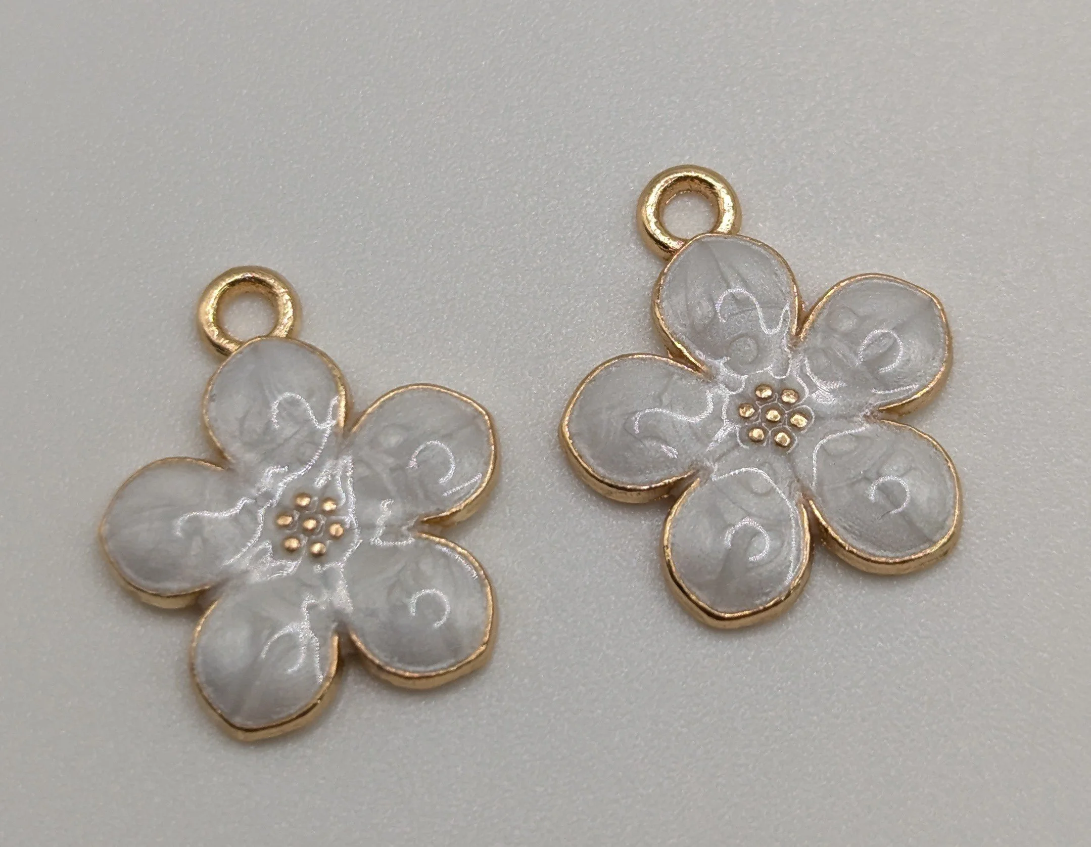 IC set 1- white flower.jpg