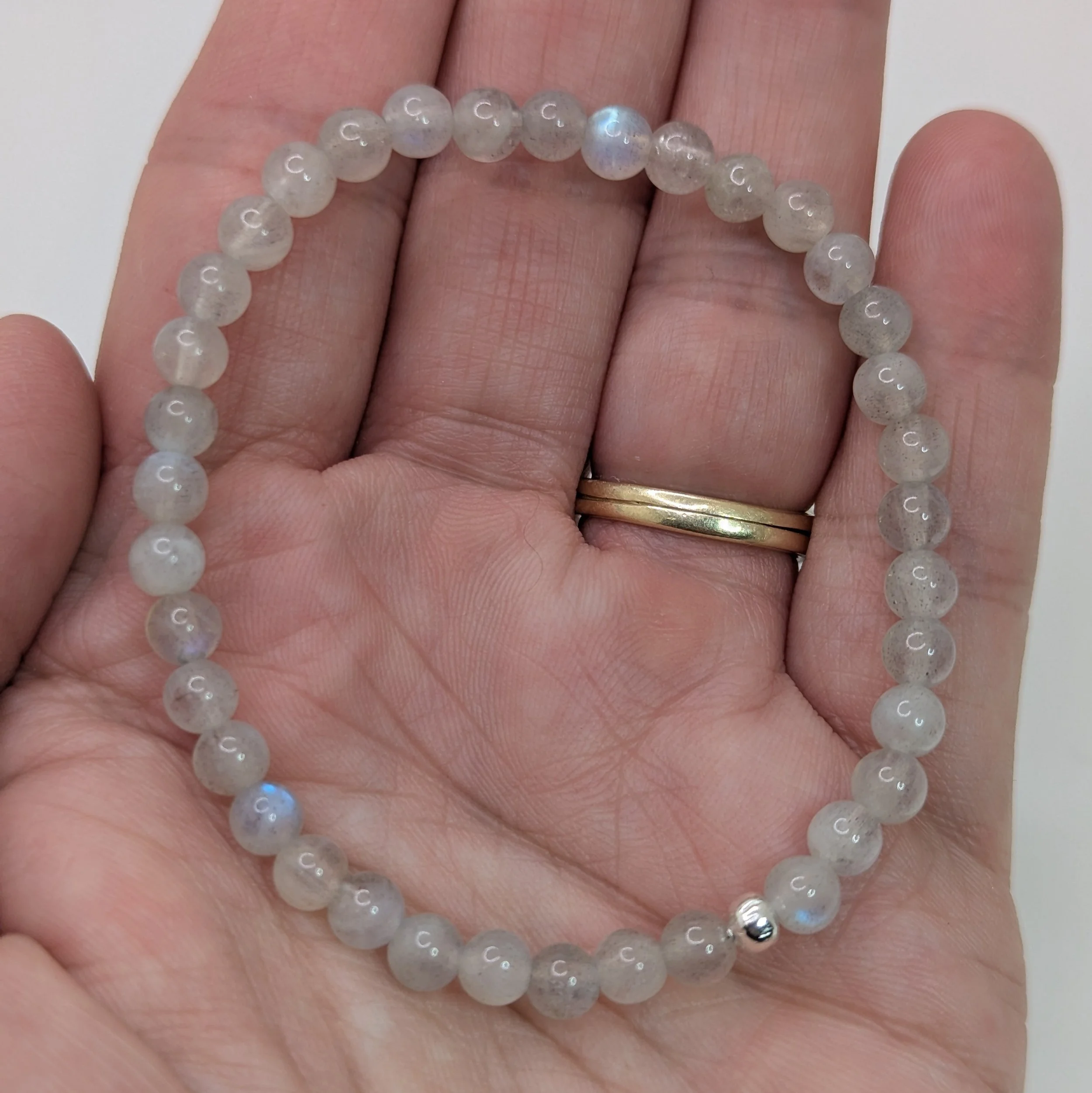round lab bracelet 2.jpg