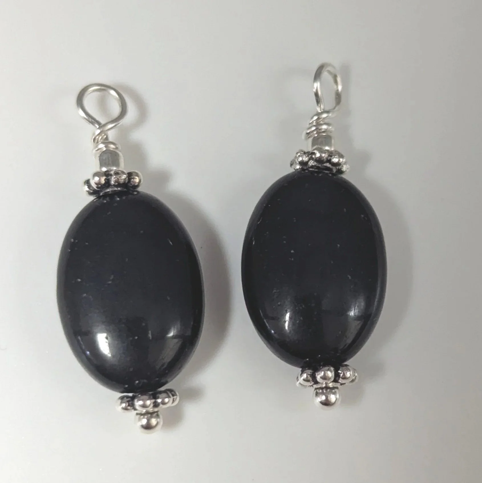 black+stone+oval+2.jpg