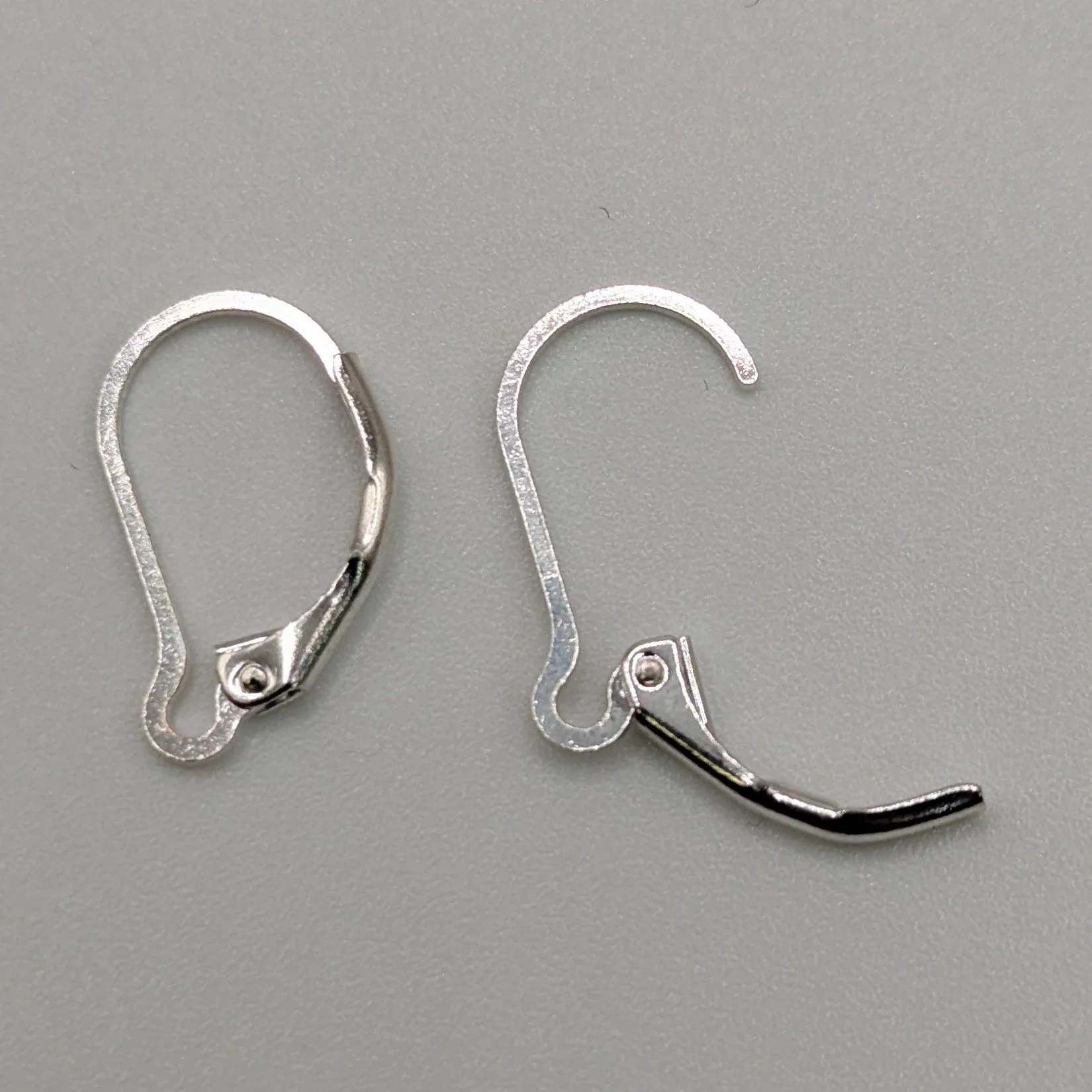 silver leverbacks open.jpg