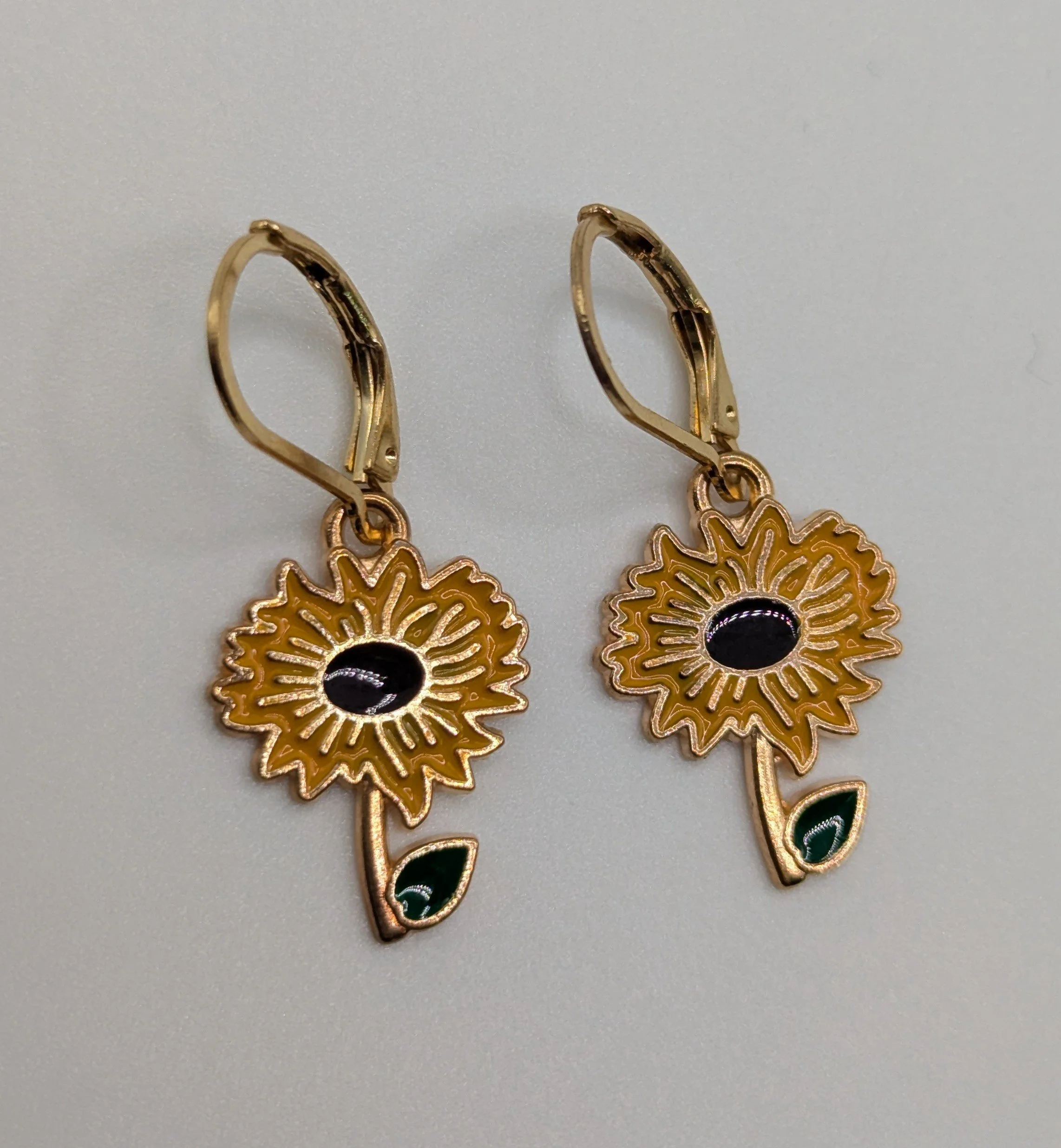Sunflower earrings.jpg
