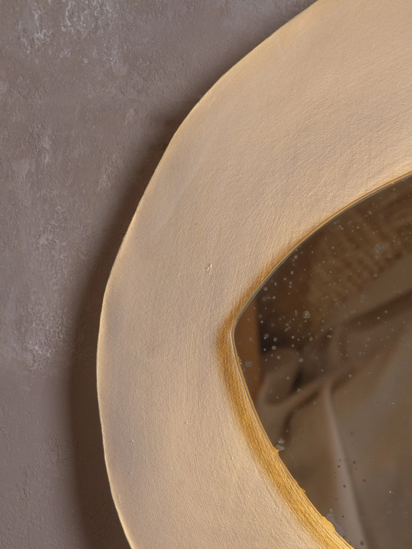 Ash design_Margaux Leycuras_Ceramic light Echo32G.jpg