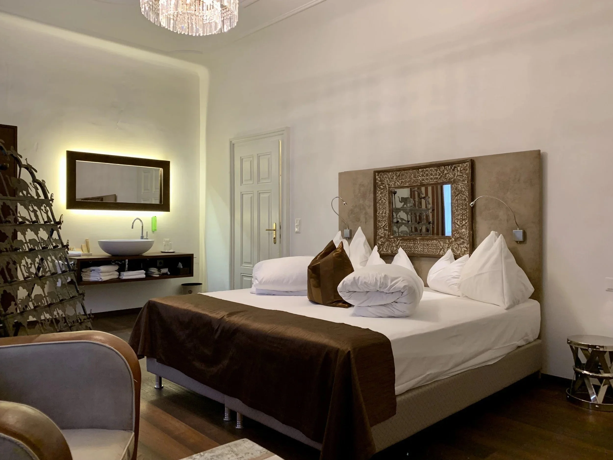Das Zimmer 212 Hotel Landhaus Moserhof in Gumpoldskirchen, geschmackvoll eingerichtet. Ideal für einen Kurzurlaub in Gumpoldskirchen.