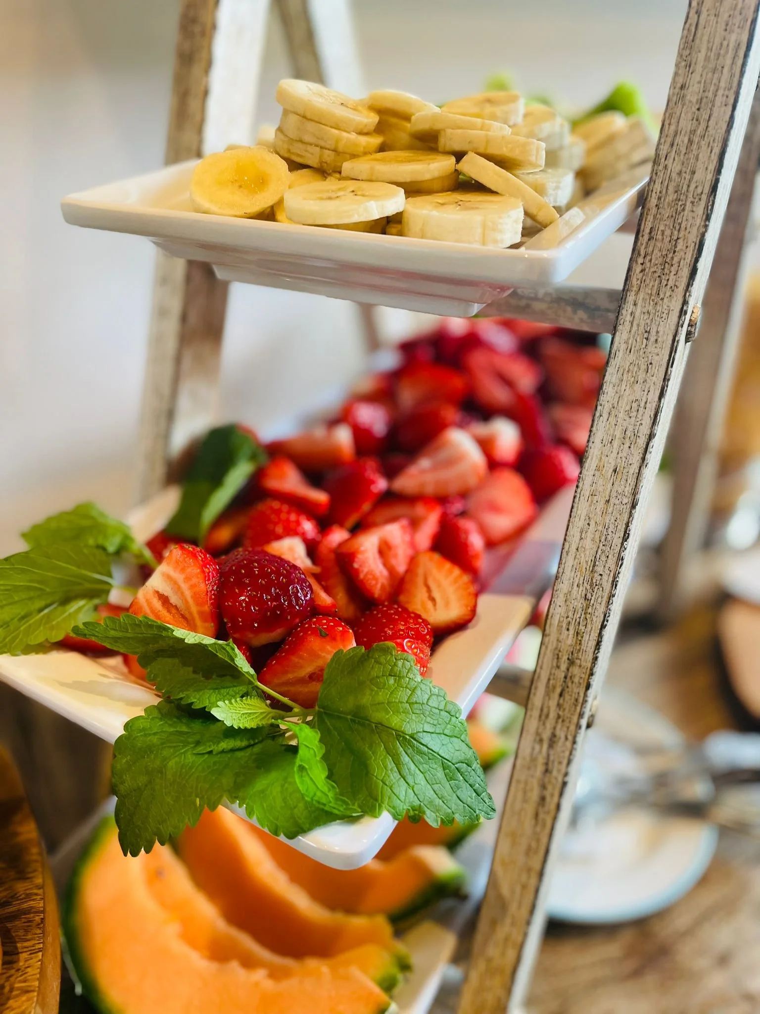 Genießen Sie einen entspannten Sonntagvormittag im historischen Ambiente des Landhaus Moserhof. Freuen Sie sich auf einen liebevoll zubreiteten Brunch mit regionalen Spezialitäten und die besondere Atmosphäre unseres Gartens.