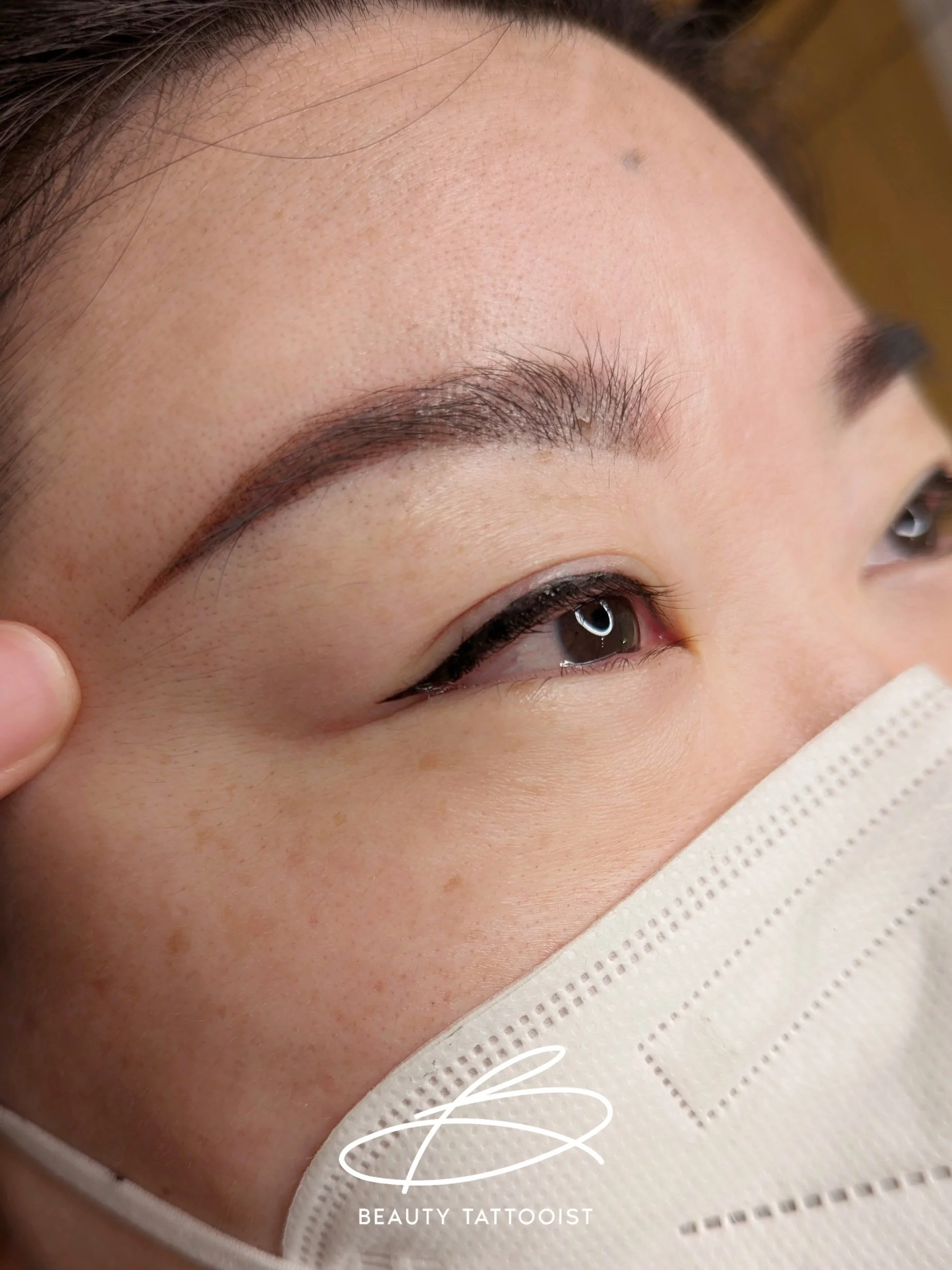 Eyeliner Tattoo: Your Travel Essential for Effortless Beauty on the Go!