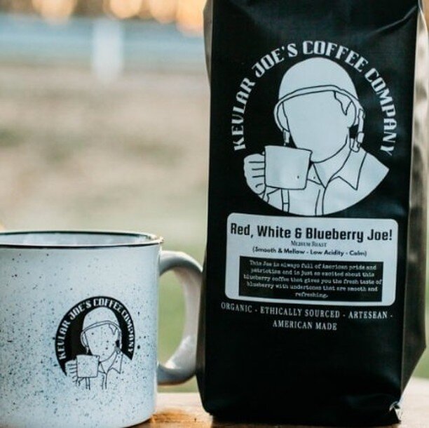 https://www.kevlarjoe.com/shop/p/red-white-blueberry-joe-16-oz

It's almost time for sunshine and warm weather! That means it's time to break out the #blueberry #coffee! 

#flavoredcoffee #veteranowned #springtime #summer