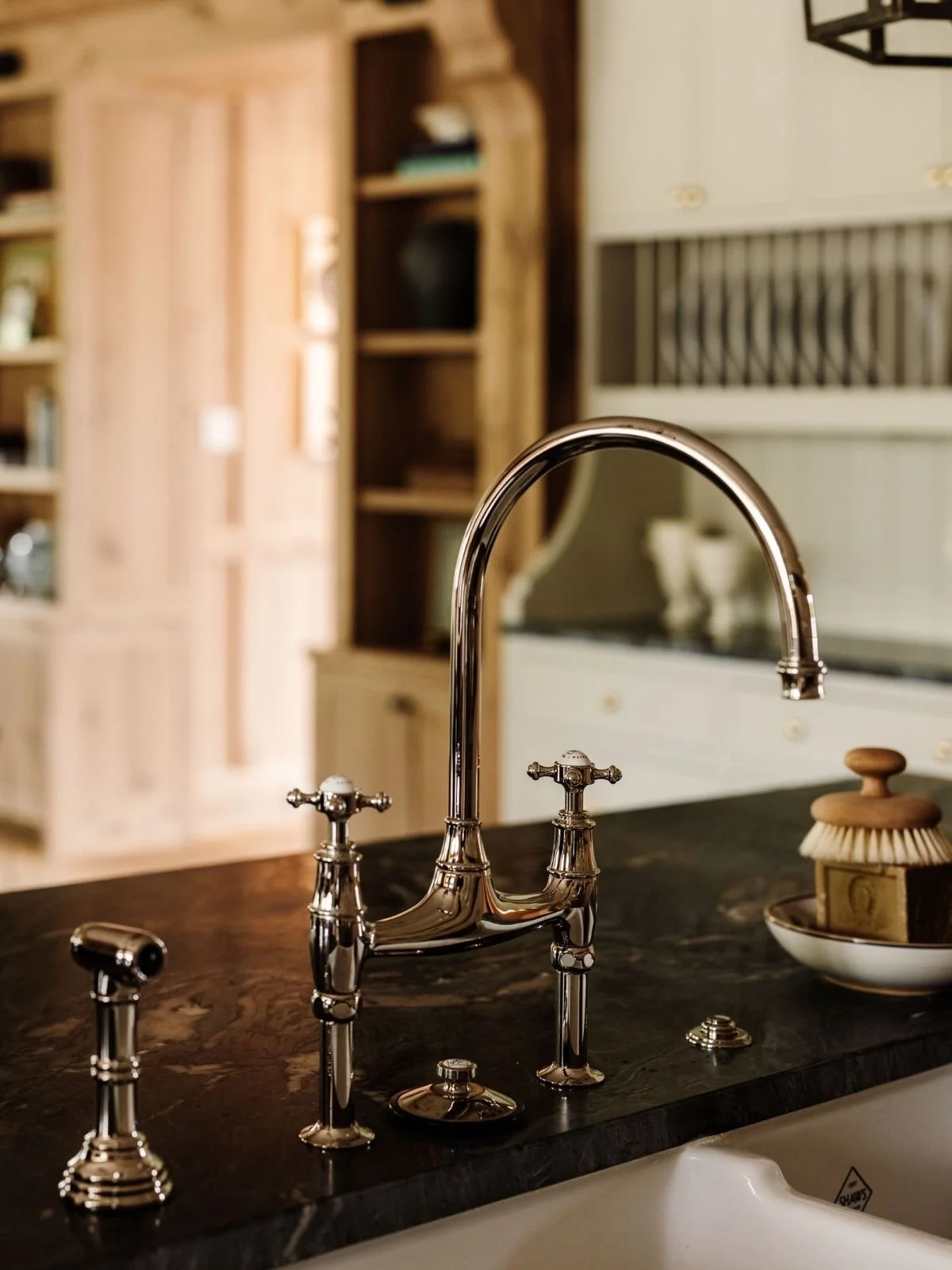 How to Get a Luxury Home Photo-Ready Mysa Hus 04.jpg