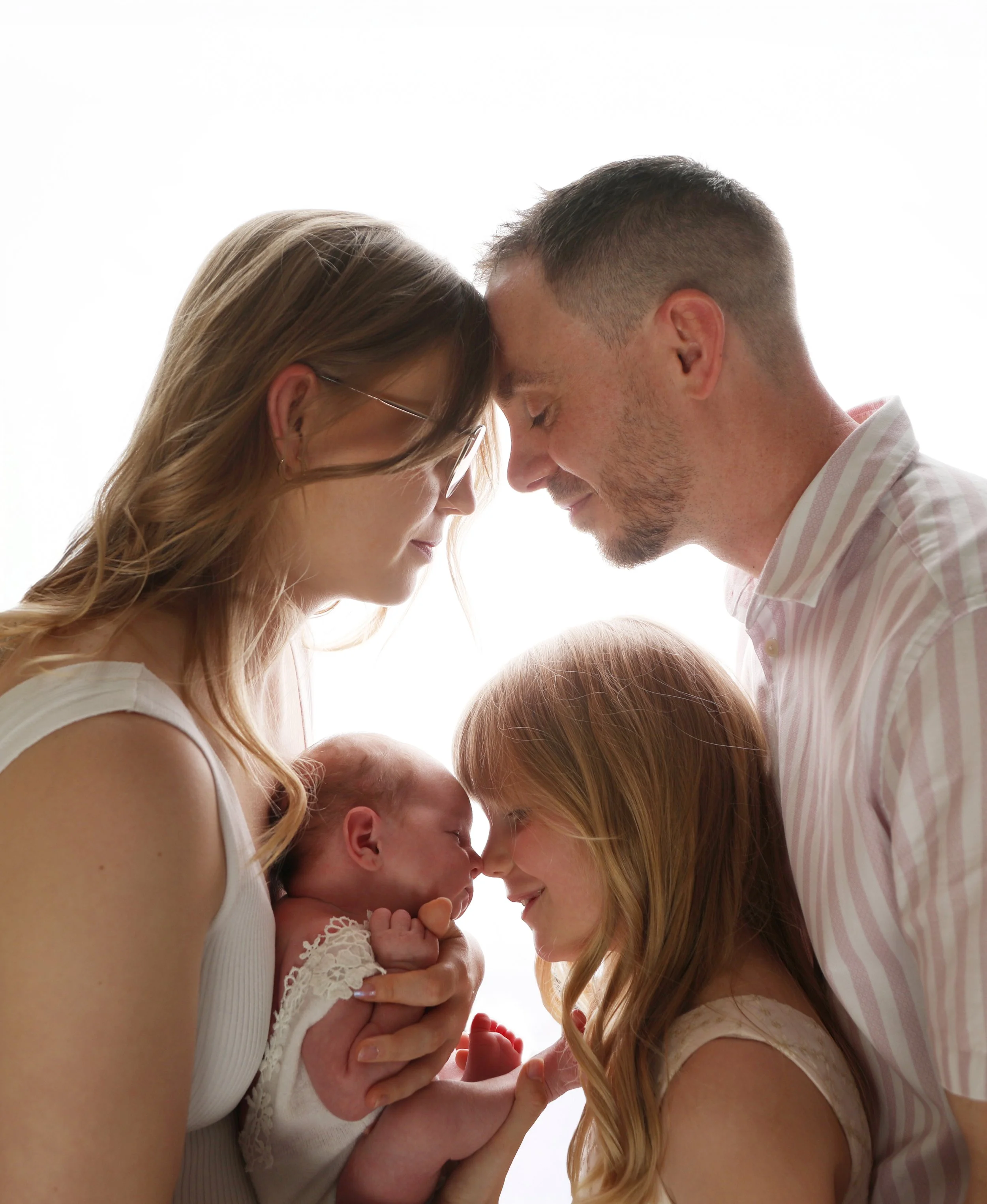 Why Should I Book a Newborn Photographer Near Me?