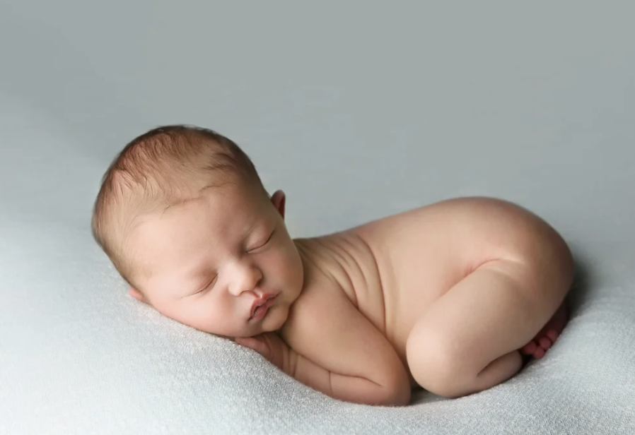       
  
    Behind the Scenes of a Newborn Photography Session  


  
 #block-yui_3_17_2_1_1783336048791_5025 {
    
    --stroke-style: none;--stroke-thickness: 2px;
    
      --tweak-text-block-stroke-color: hsla(var(--black-hsl), 1)
;
      
  