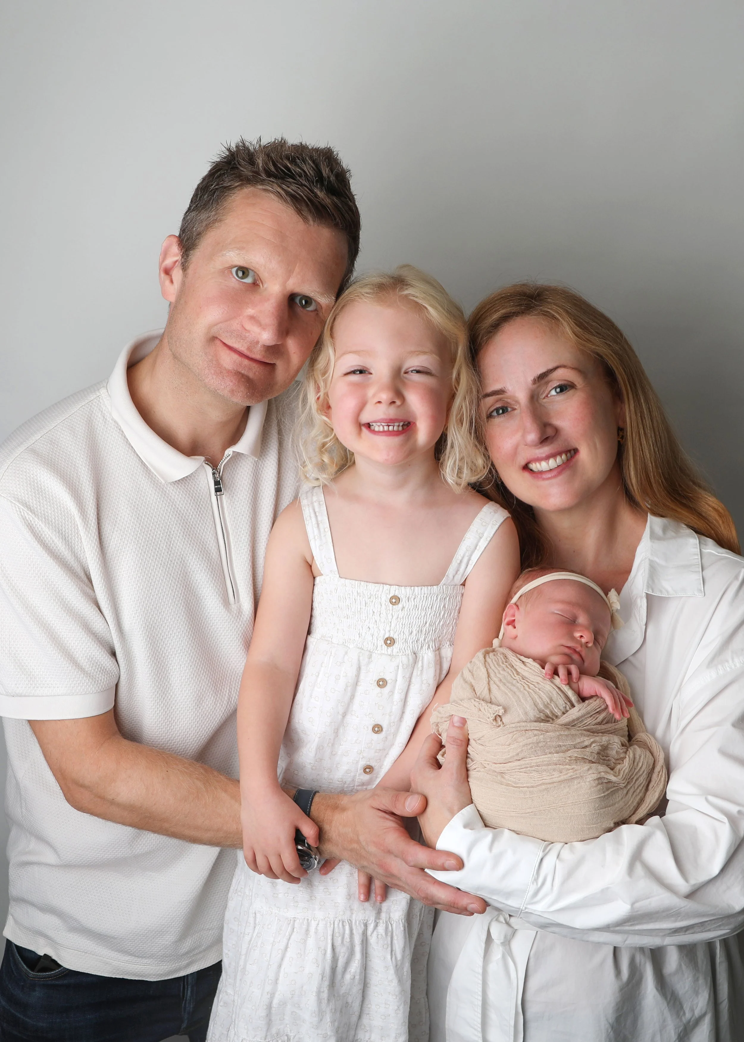 family-newborn-photos-in-guildord.jpg